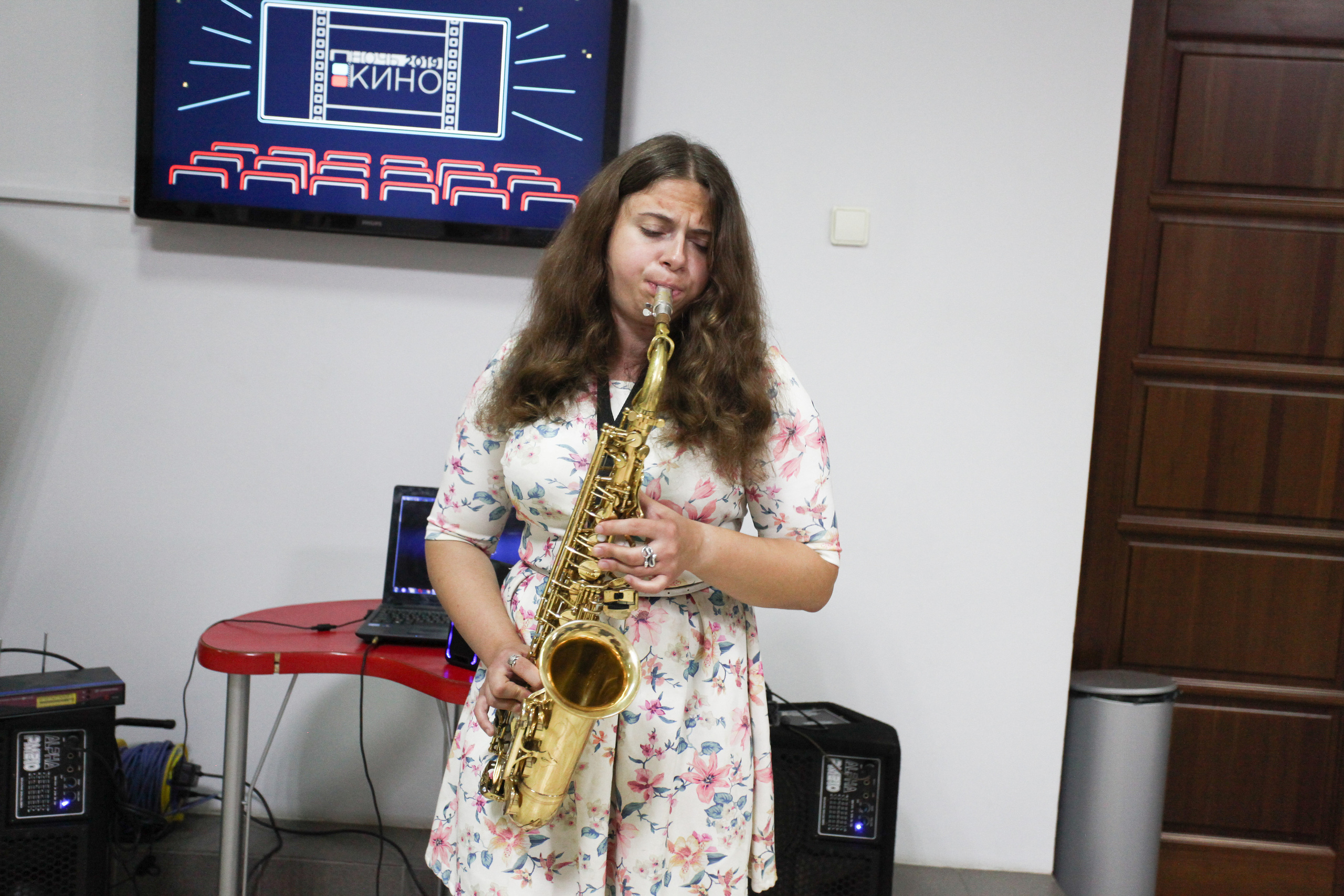 Кино ночь в Доме кино. Фотограф Дарья Локотко в Красноярске