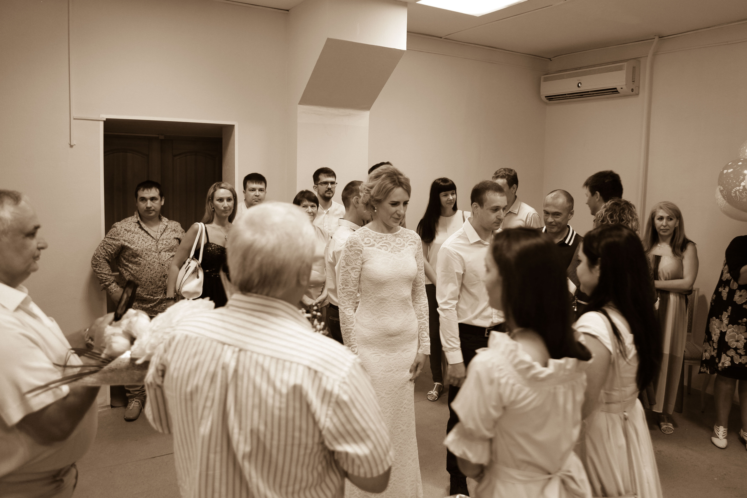 жених и невеста свадьба лето загс церемония бракосочетания 