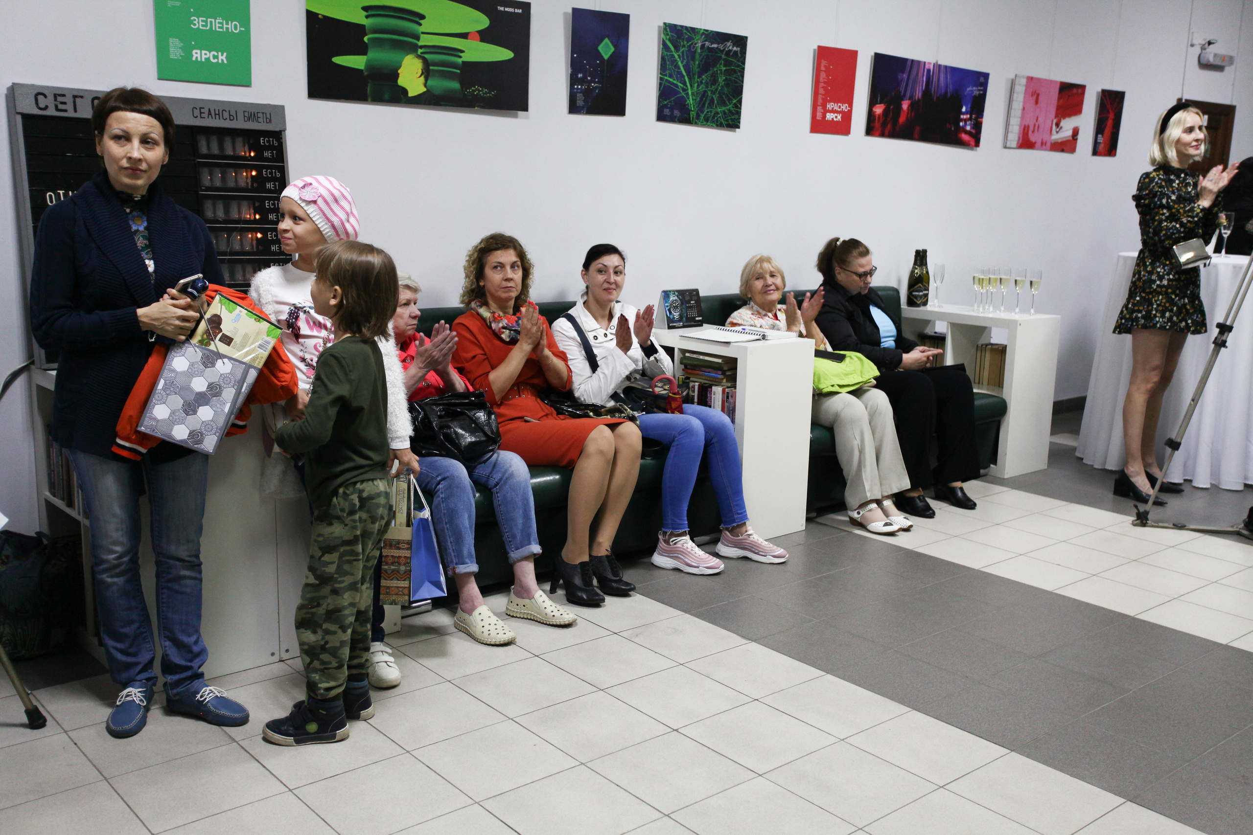 Кино ночь в Доме кино. Фотограф Дарья Локотко в Красноярске