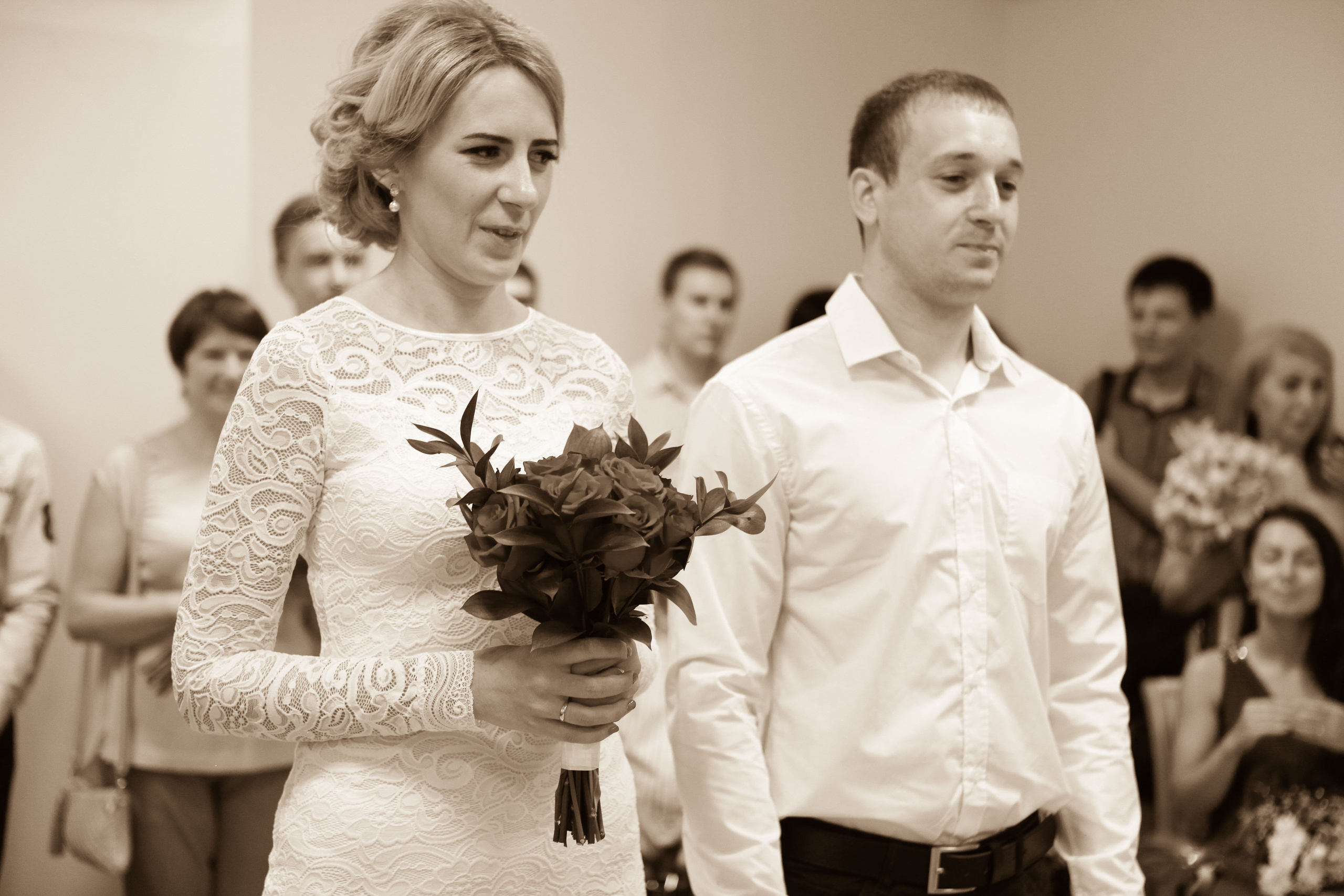 жених и невеста свадьба лето загс церемония бракосочетания 