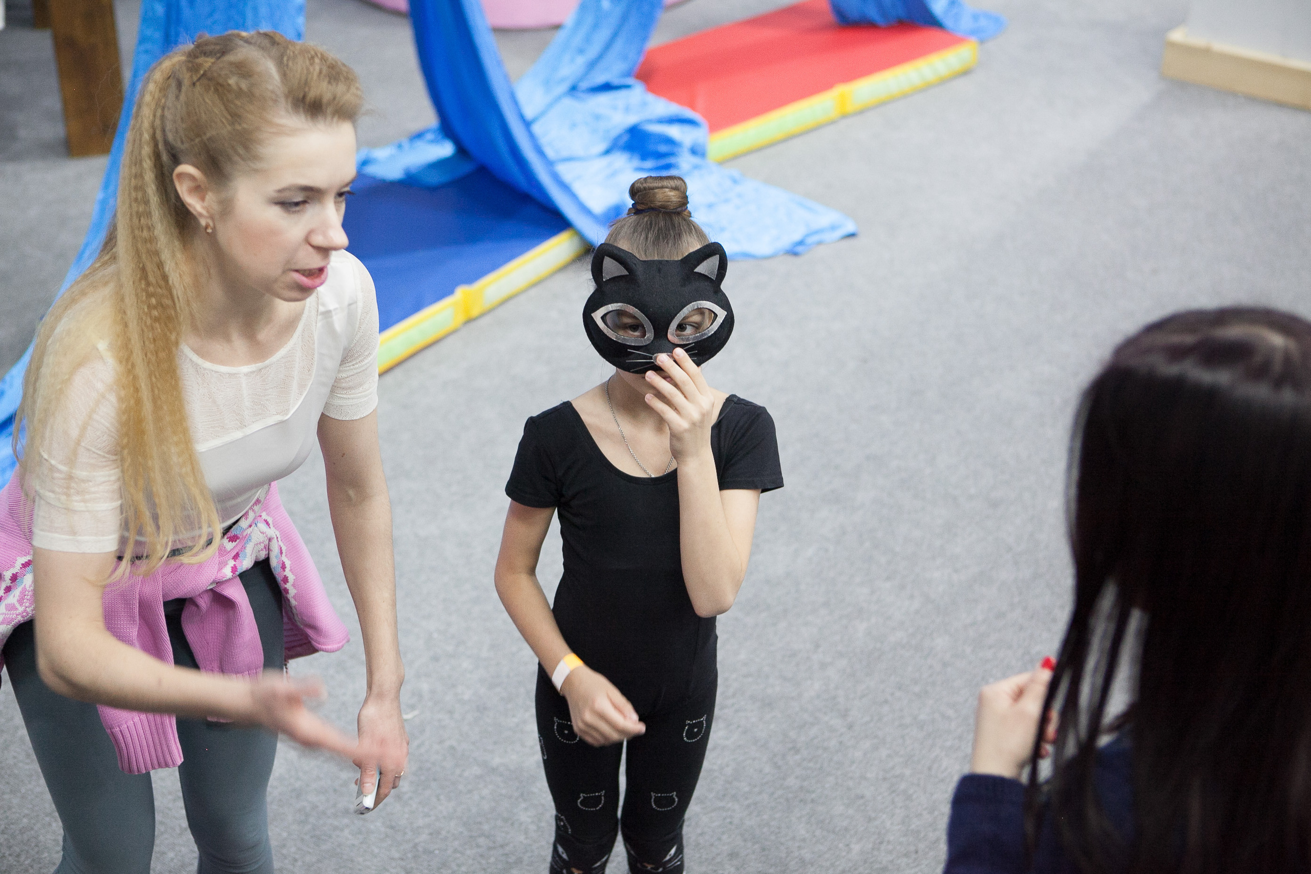 Выступление на полотнах. Фотограф Дарья Локотко в Красноярске