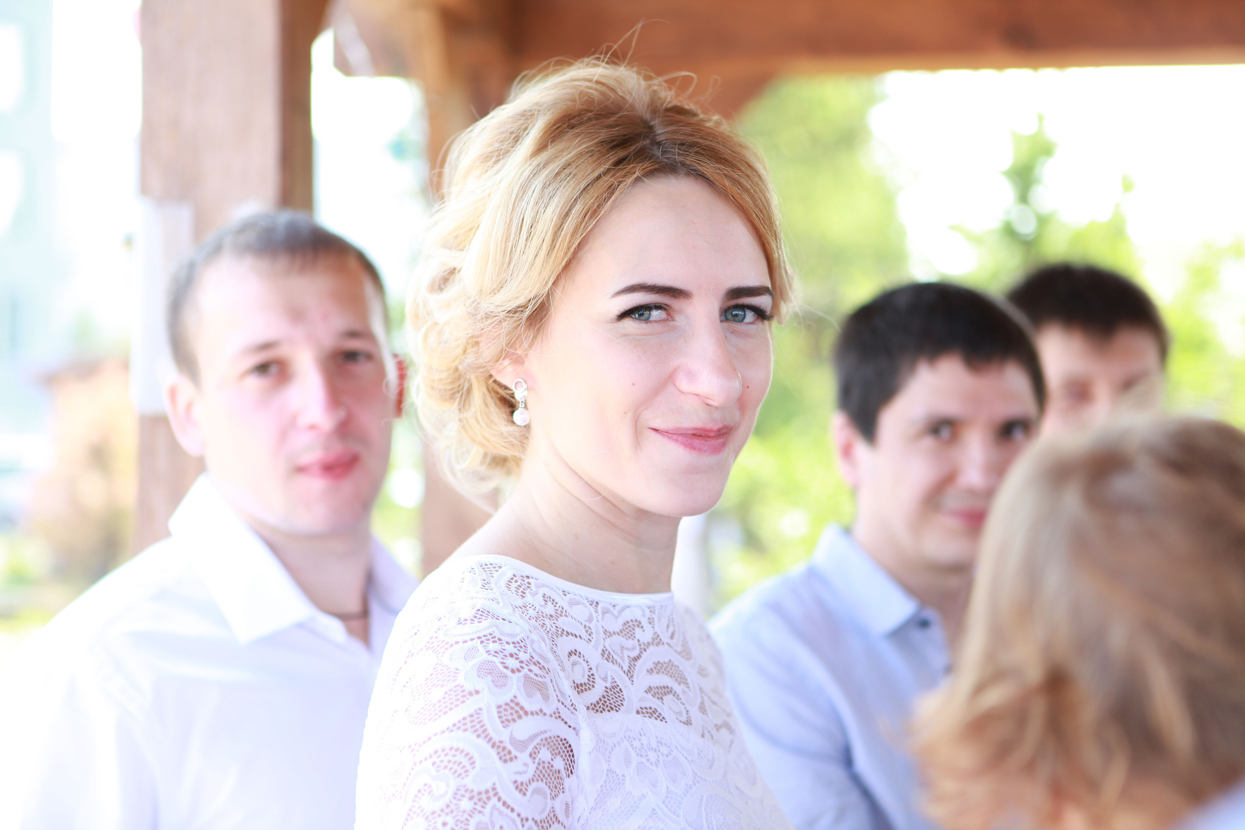 невеста жених банкет