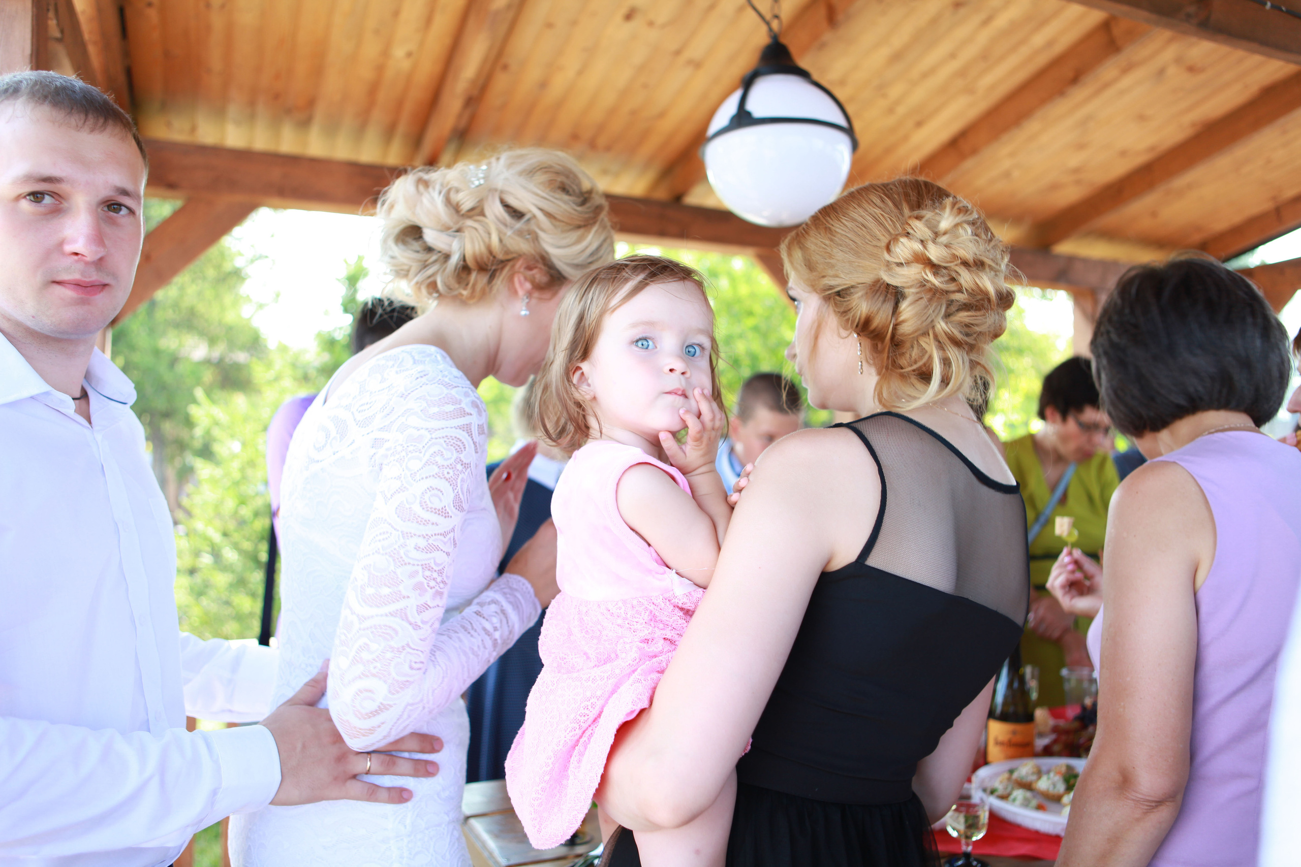 свадьба лето фотосессия банкет беседка