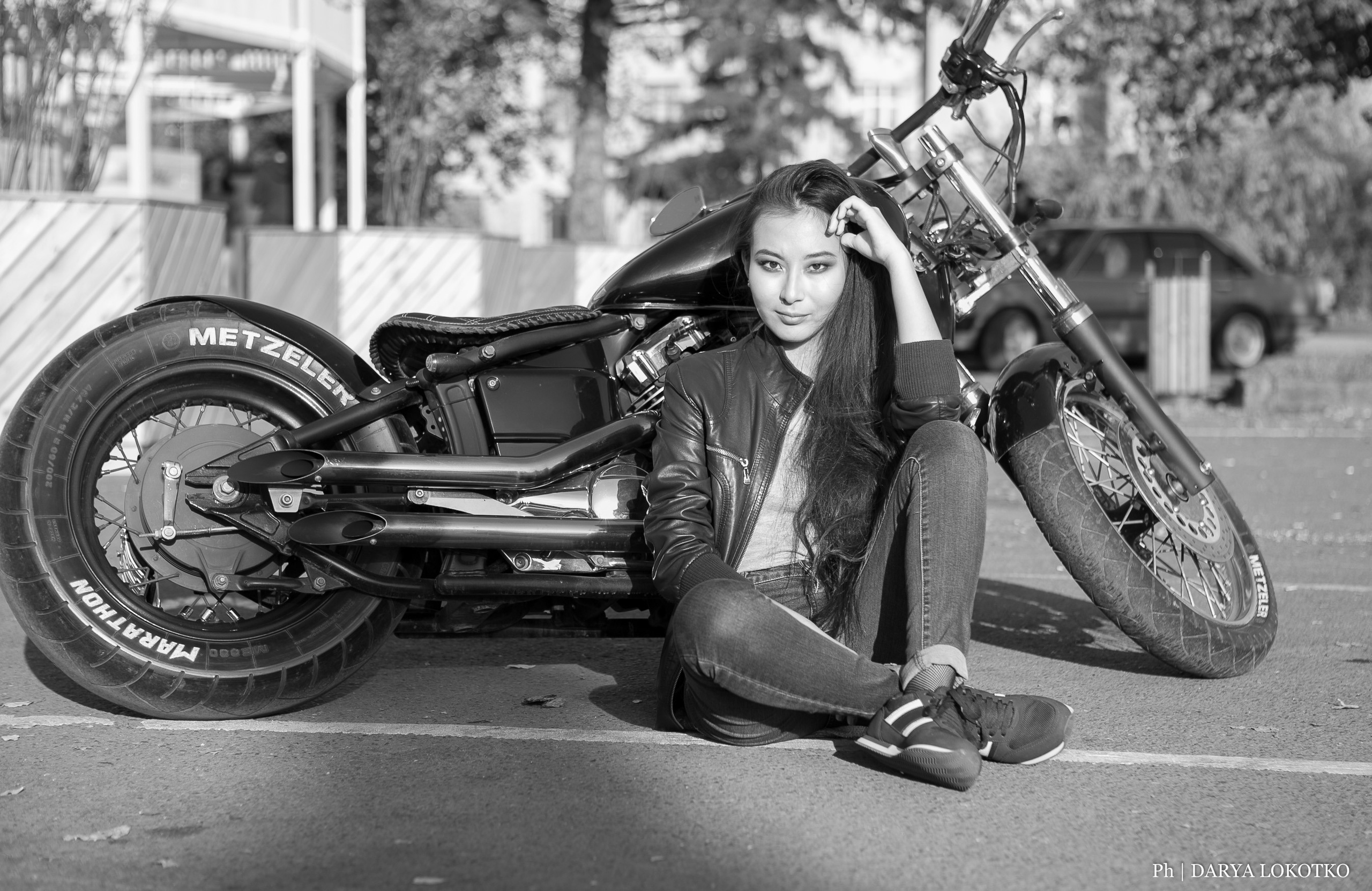 красивая девушка чоппер фотосессия город лето