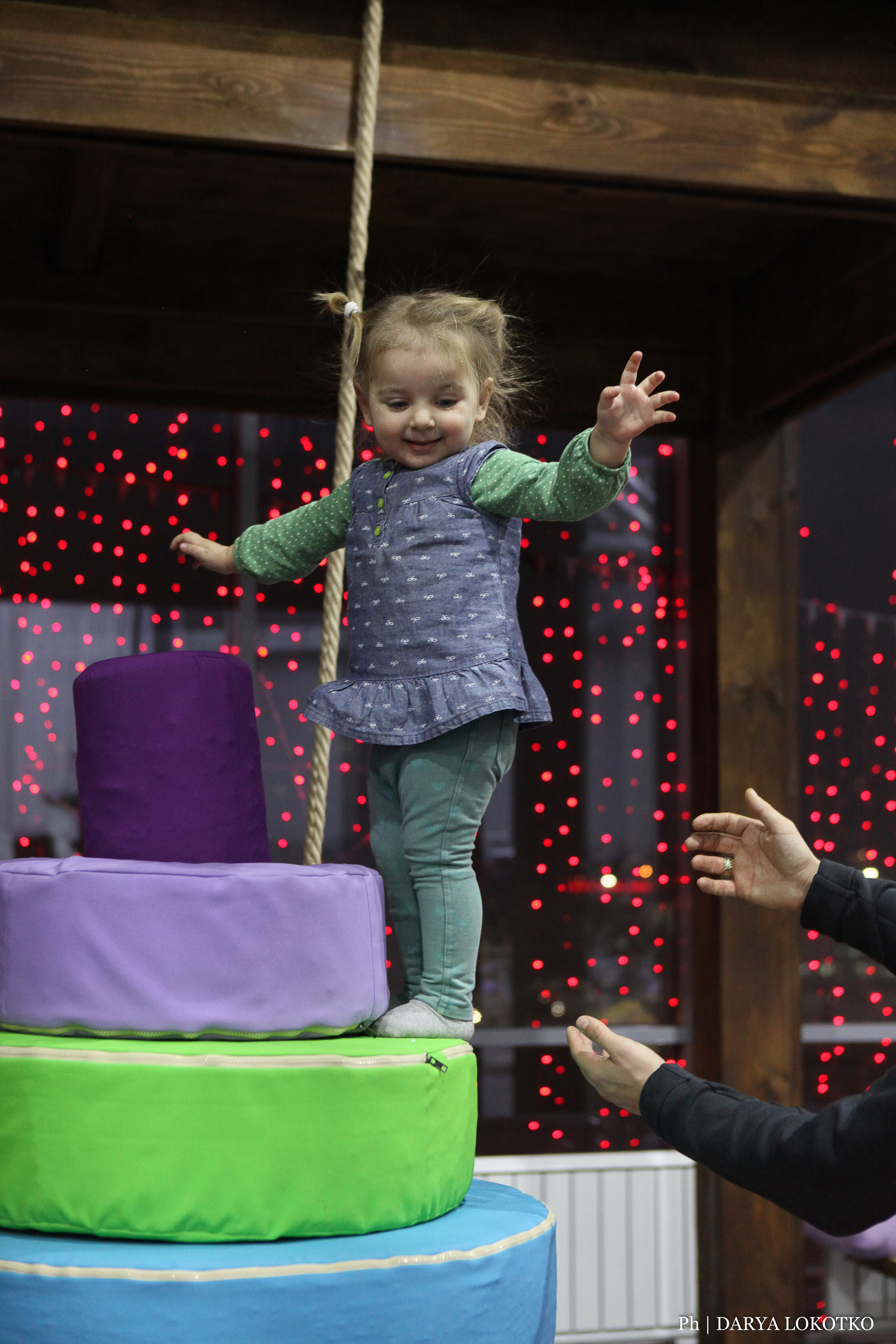 Выступление на полотнах. Фотограф Дарья Локотко в Красноярске