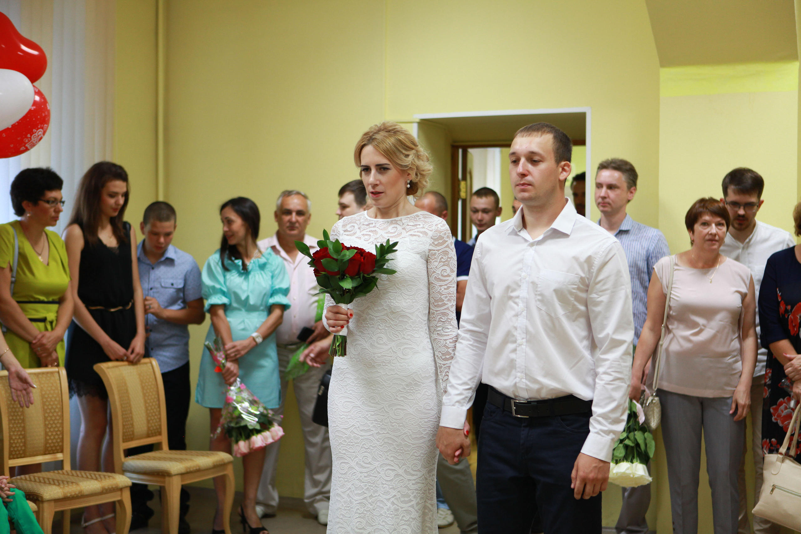 жених и невеста свадьба лето загс церемония бракосочетания 