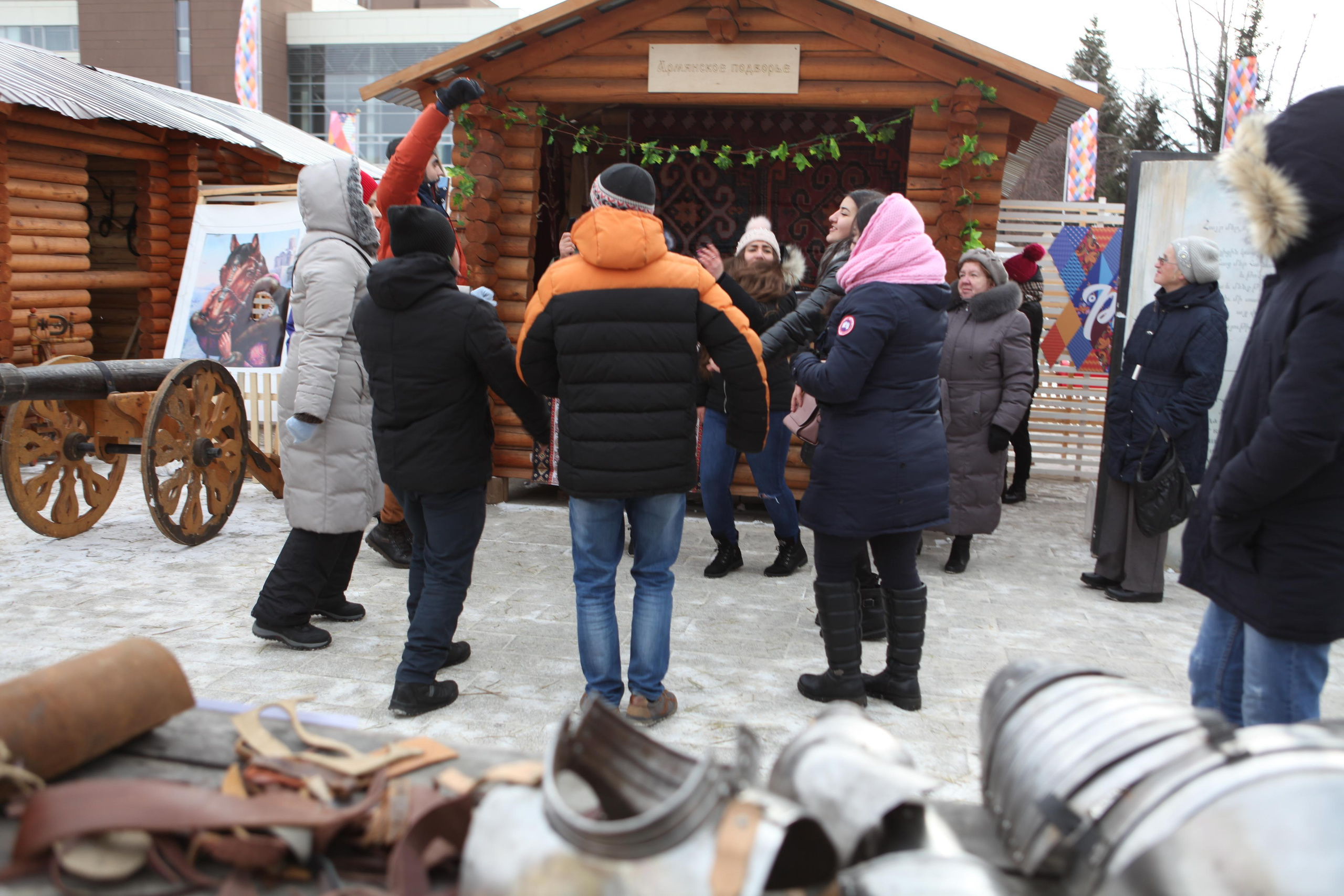 День народного единства. Фотограф Дарья Локотко в Красноярске