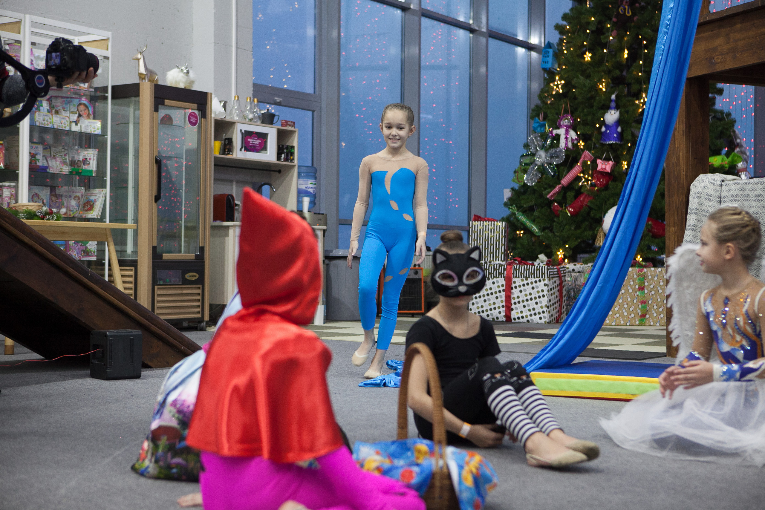 Выступление на полотнах. Фотограф Дарья Локотко в Красноярске