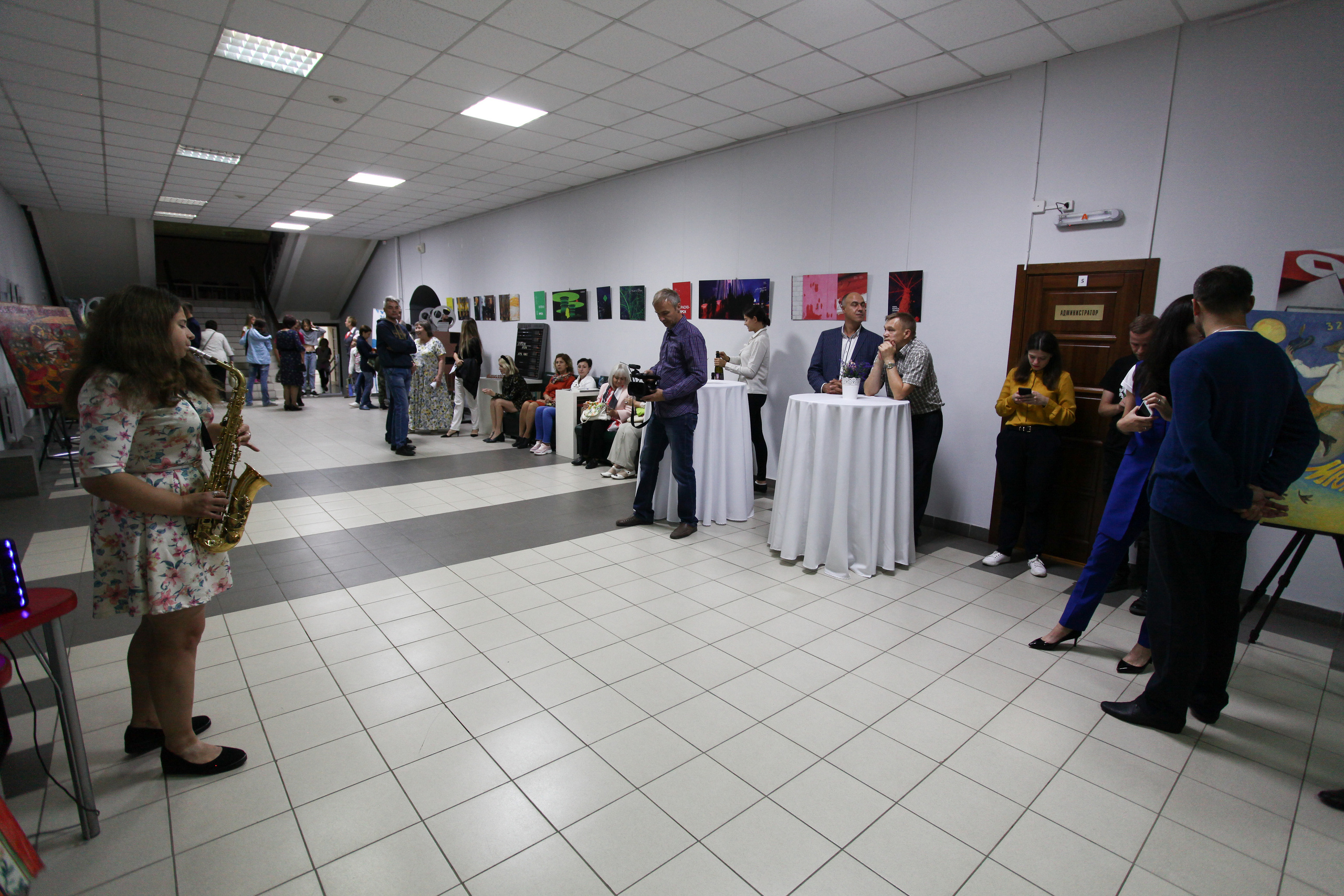 Кино ночь в Доме кино. Фотограф Дарья Локотко в Красноярске