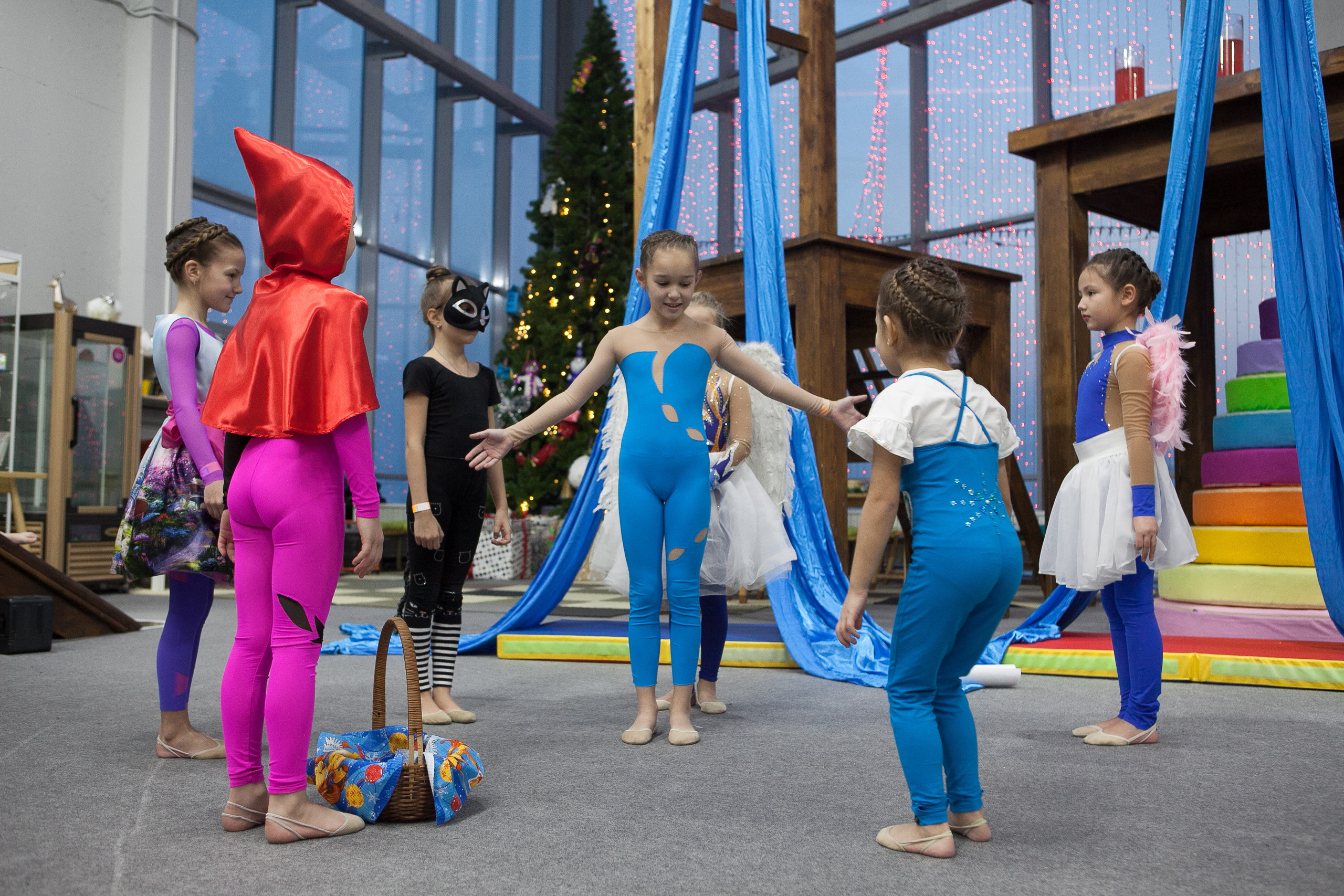 Выступление на полотнах. Фотограф Дарья Локотко в Красноярске