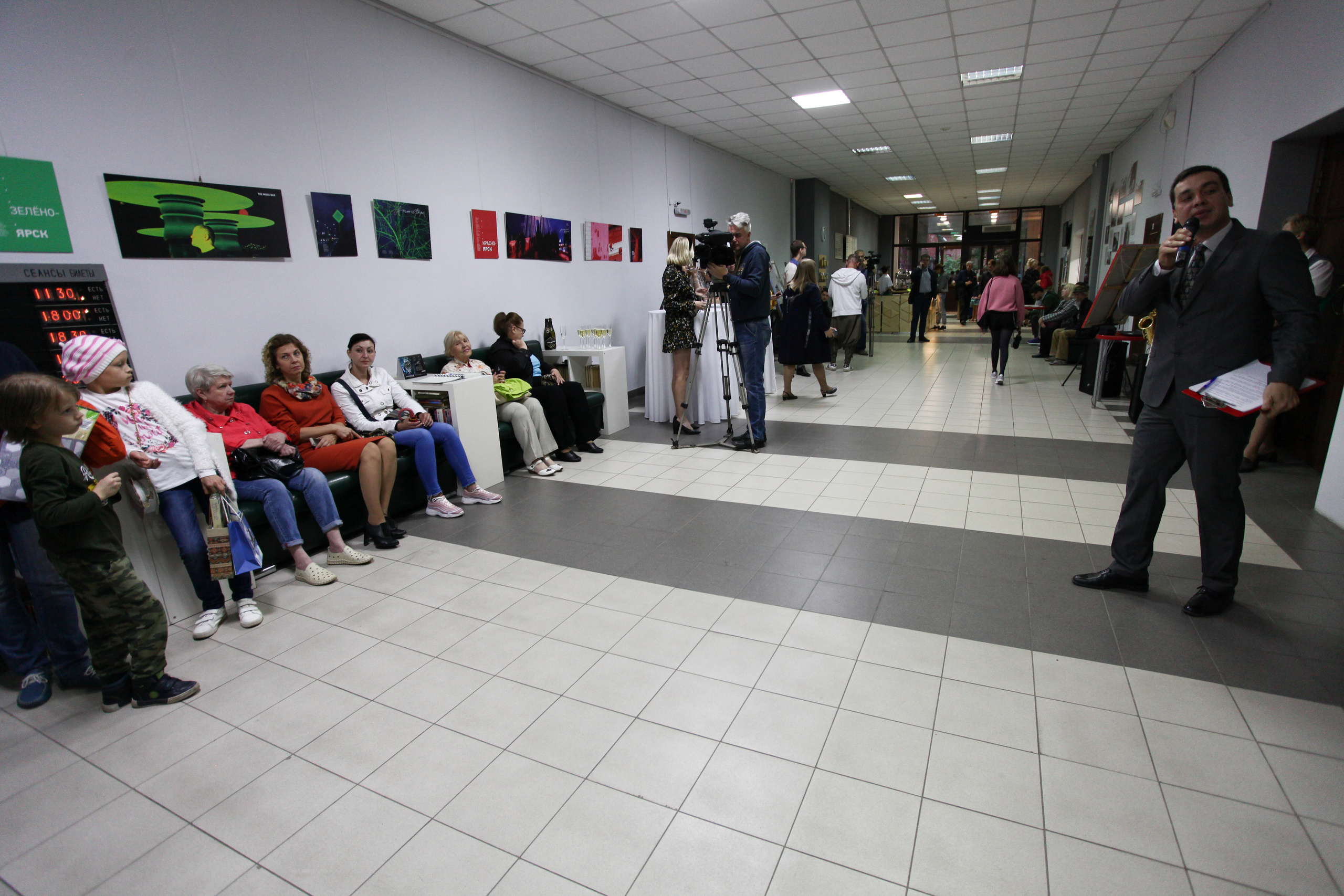 Кино ночь в Доме кино. Фотограф Дарья Локотко в Красноярске