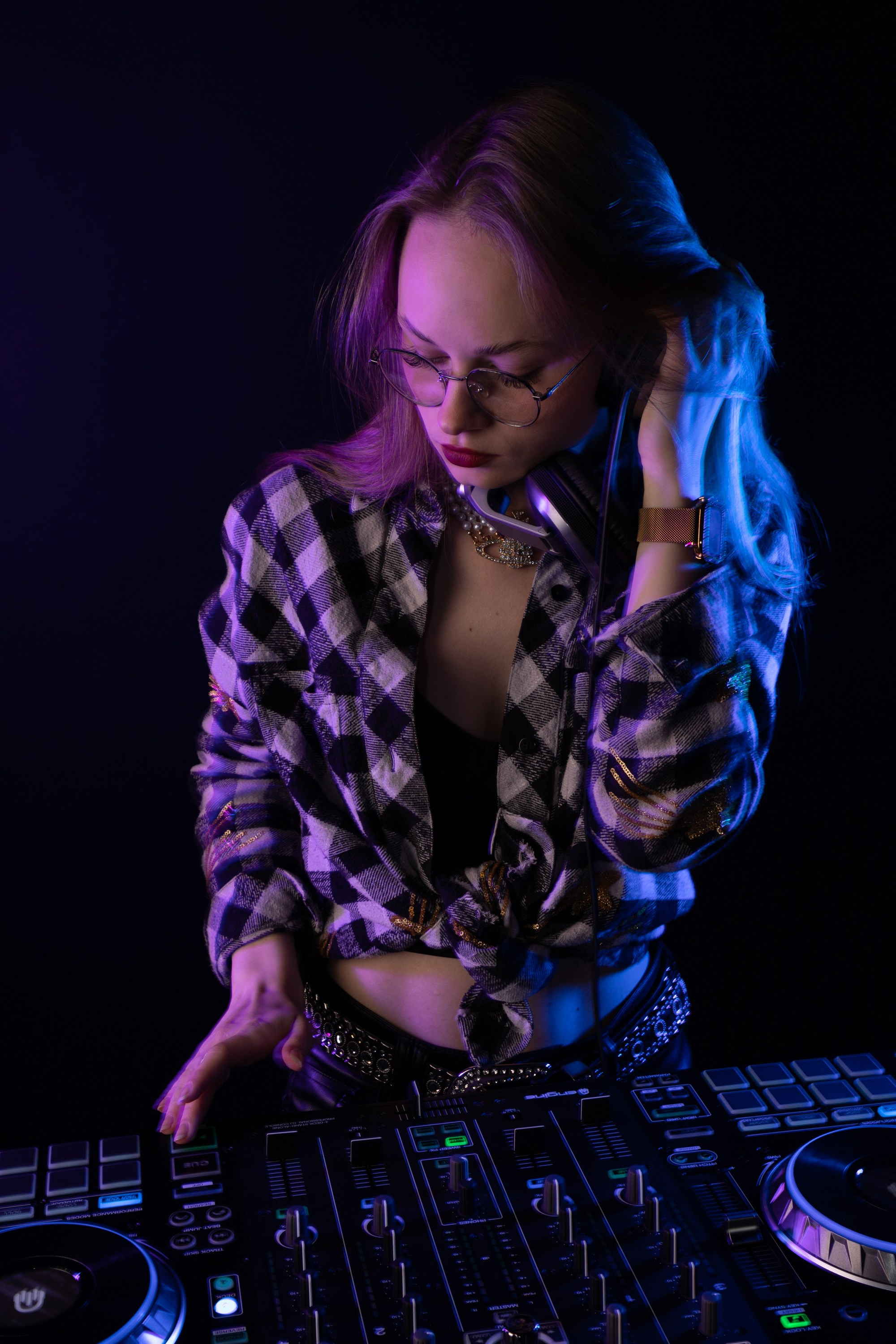 DJs. Репортажный и свадебный фотограф в Курске Борис Захарчук