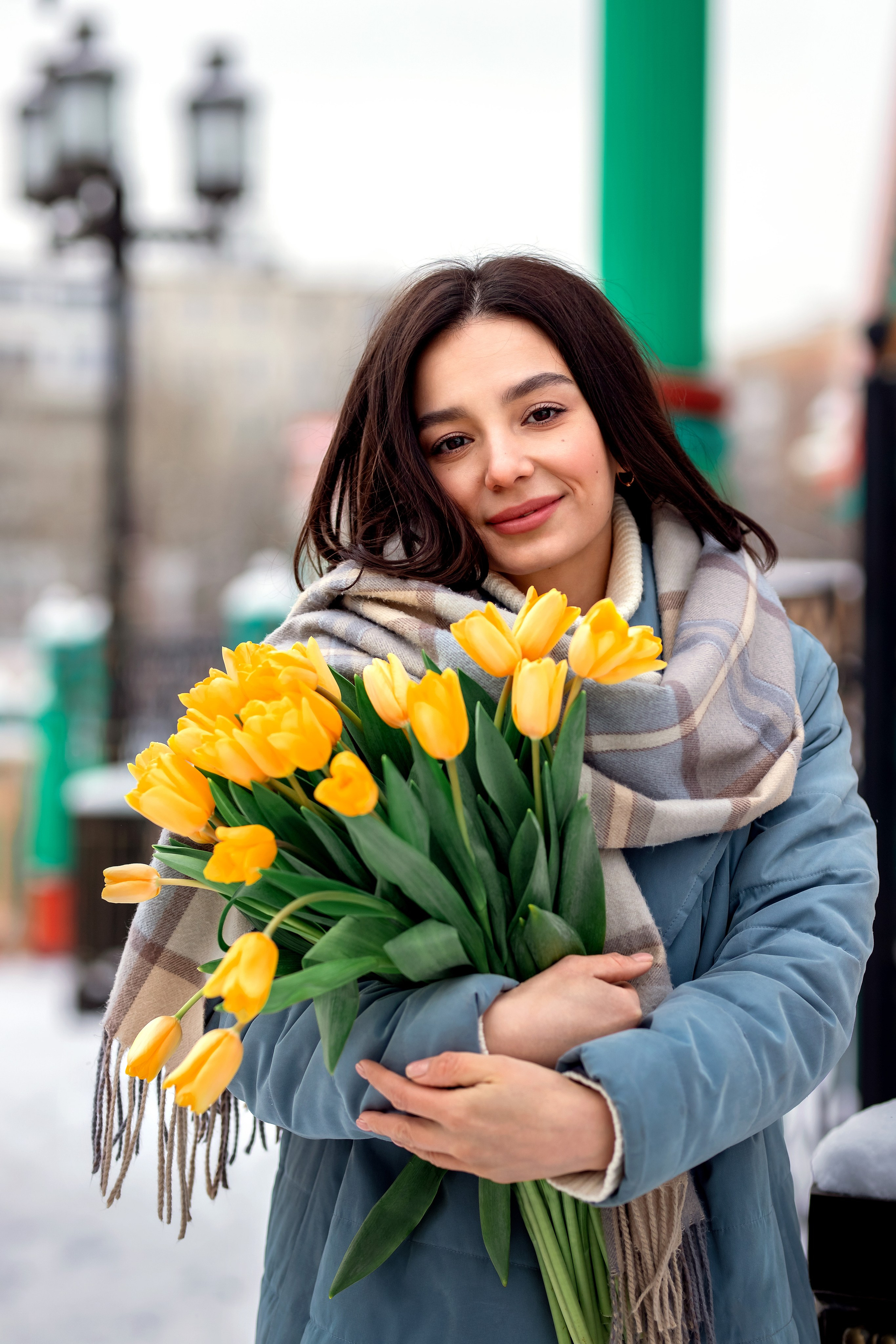 Желтые тюльпаны. Фотограф в Москве. Женские фотосессии, love-story, контент