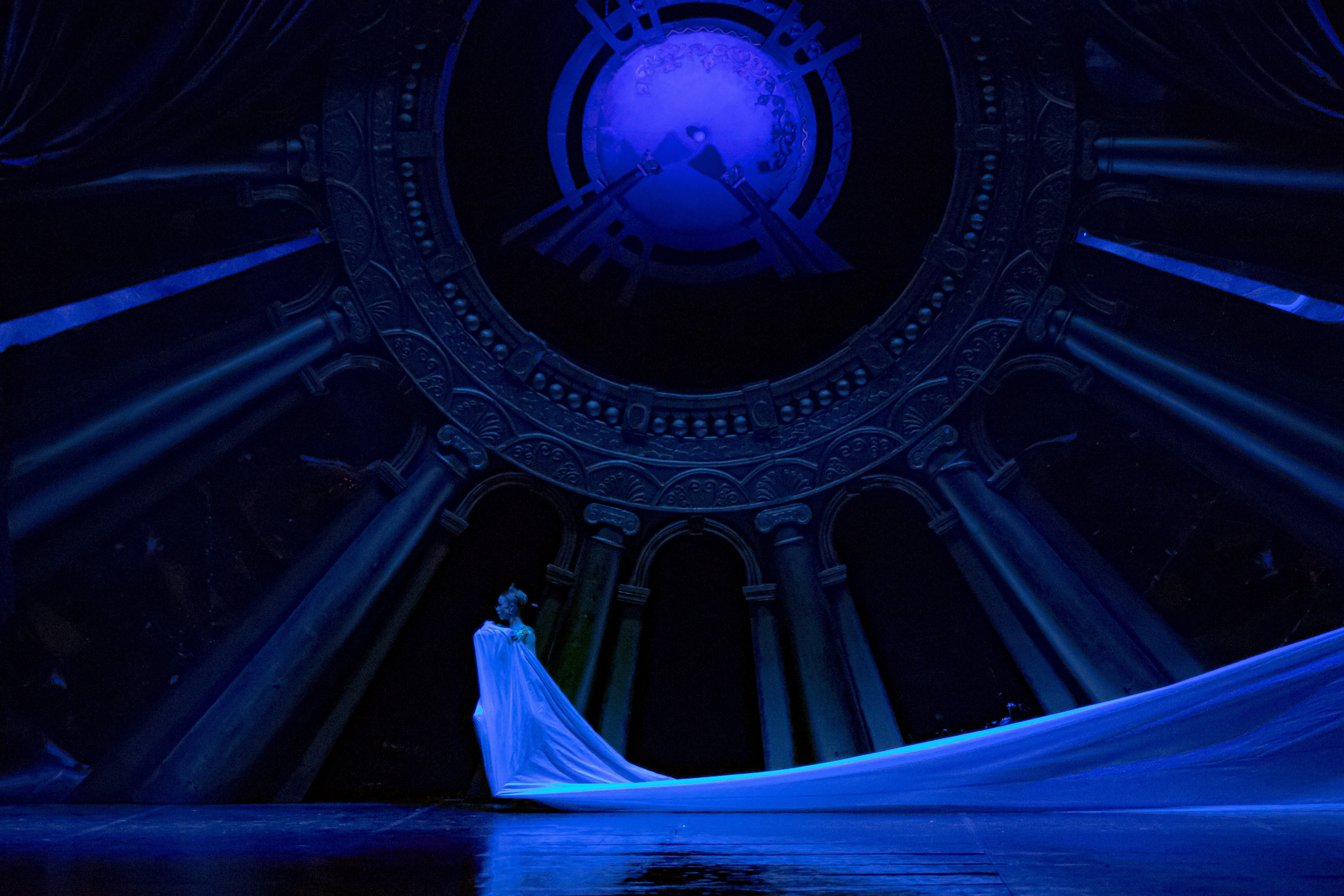 Русский Гамлет спектакль премьера Марийского театра оперы и балета в Зимнем театре г. Сочи. Фотограф в Сочи Юрий Шептаев