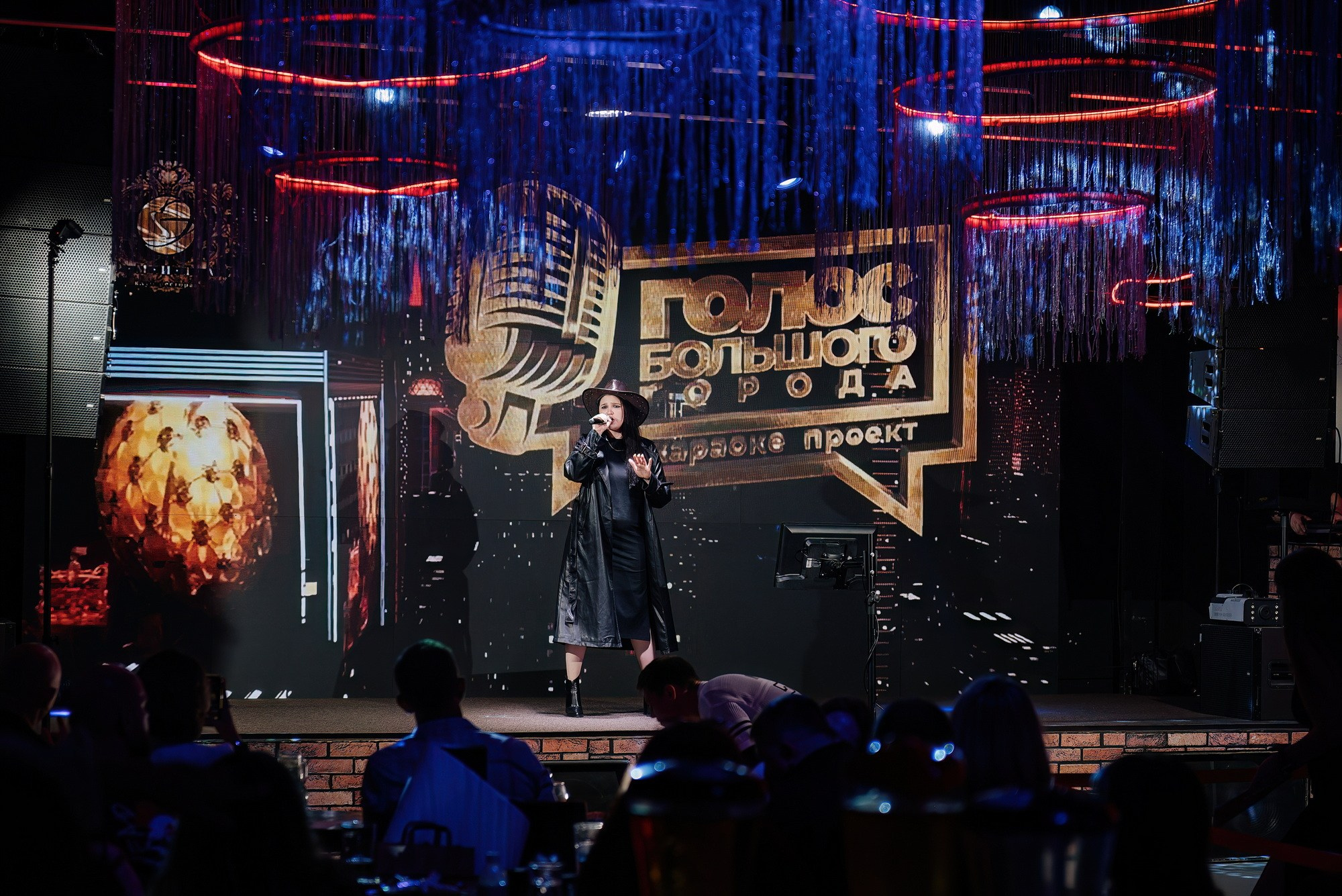 Караоке-проект «Голос большого города». Свадебный и репортажный фотограф Никита Сницарев в Барнауле