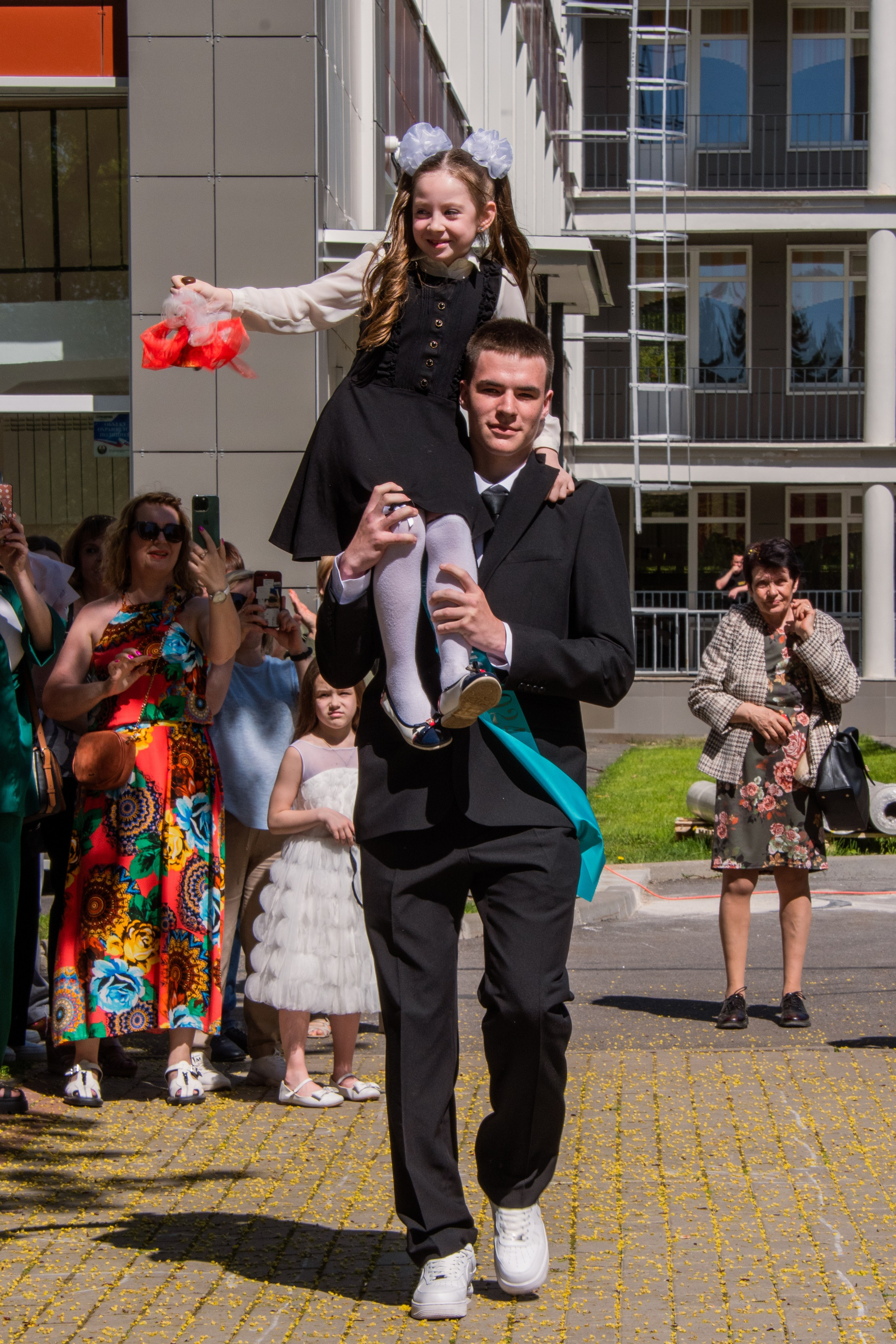 Съемка последнего звонка. Фотограф в Санкт-Петербурге Ксения Яковчук