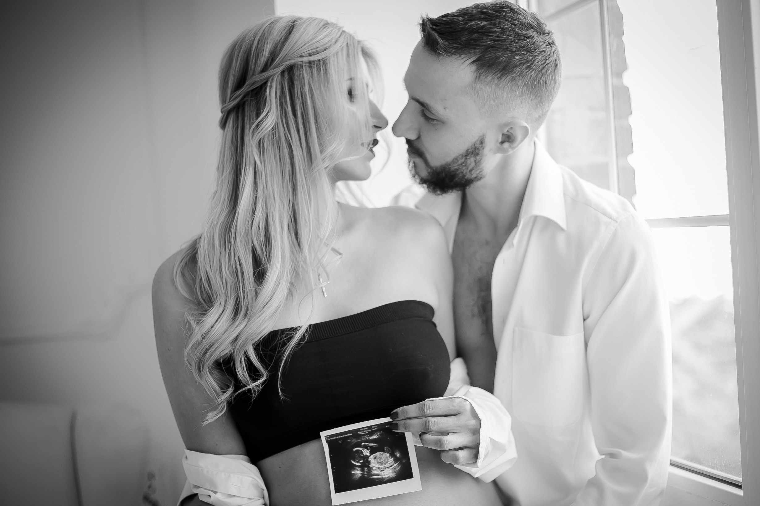 Инна и Денис. В ожидании. Свадебный и семейный профессиональный фотограф в Ростове-на-Дону , Кри