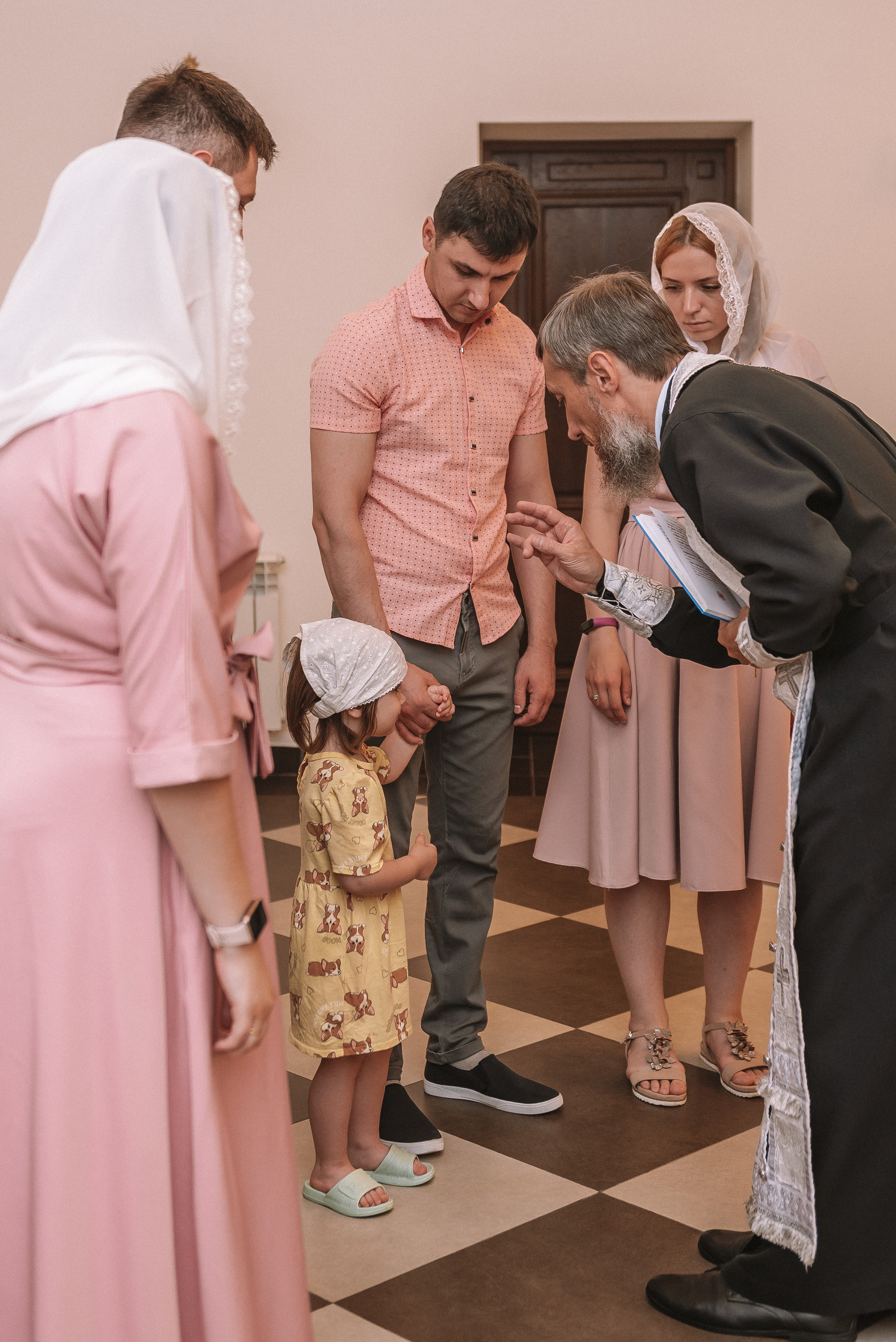 Крещение Алисы. Свадебный и семейный фотограф в Волгограде Олеся Лисицкая