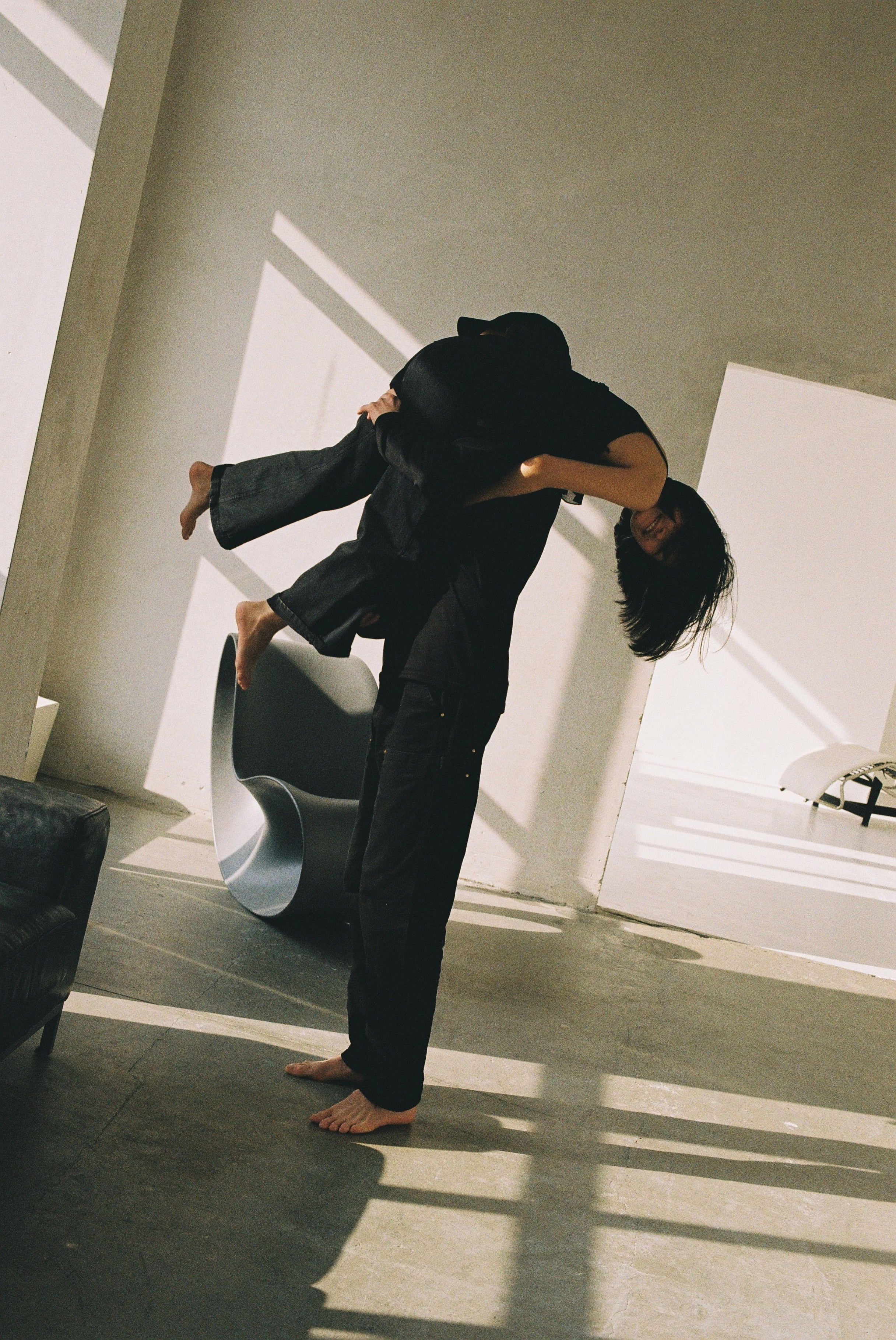 Эмилия и Лев (35 мм). Фотограф в Екатеринбурге и Москве, Анна