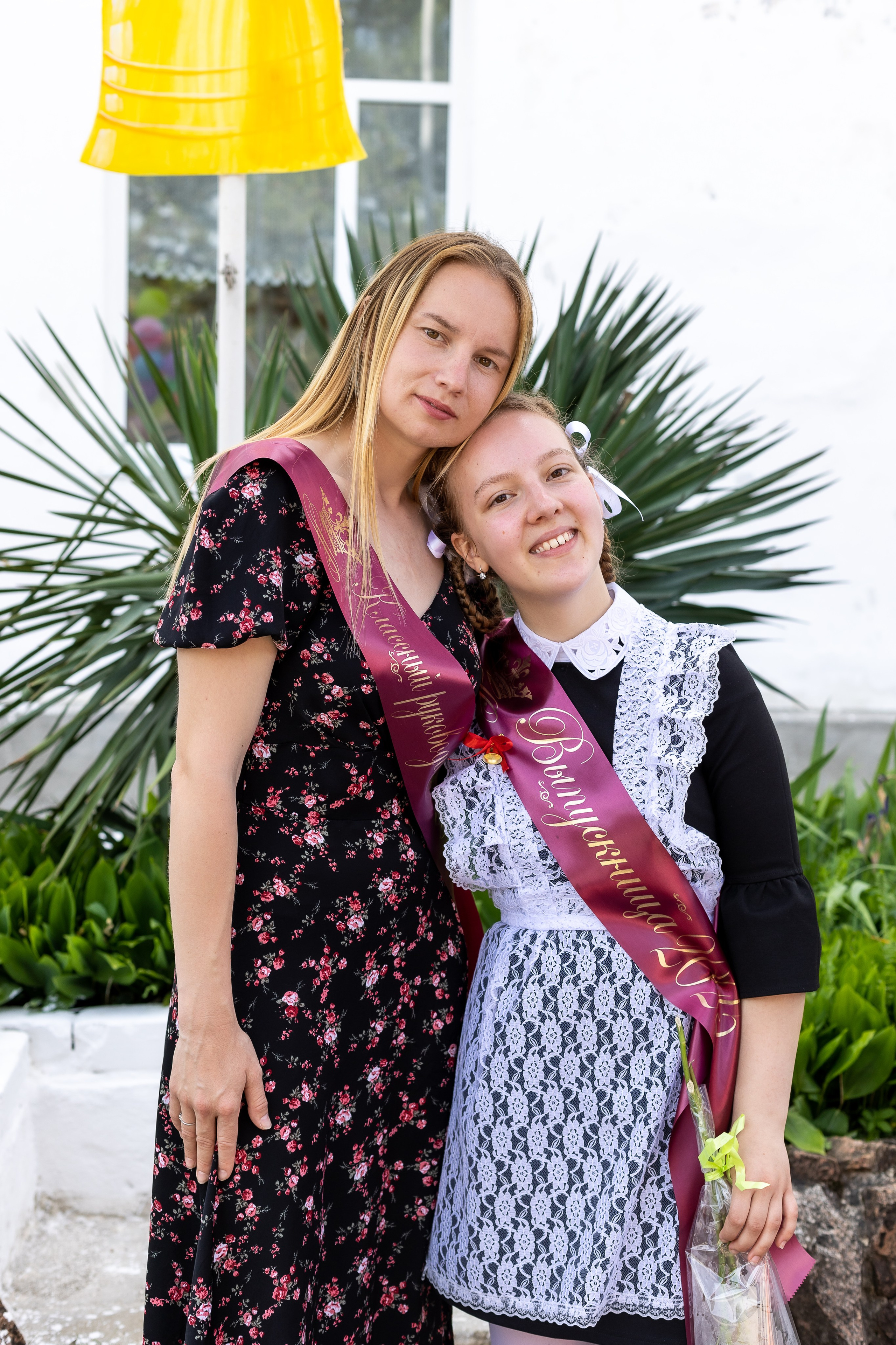 Последний звонок. Выпускные альбомы Майкоп, Краснодар Елена Золотарева