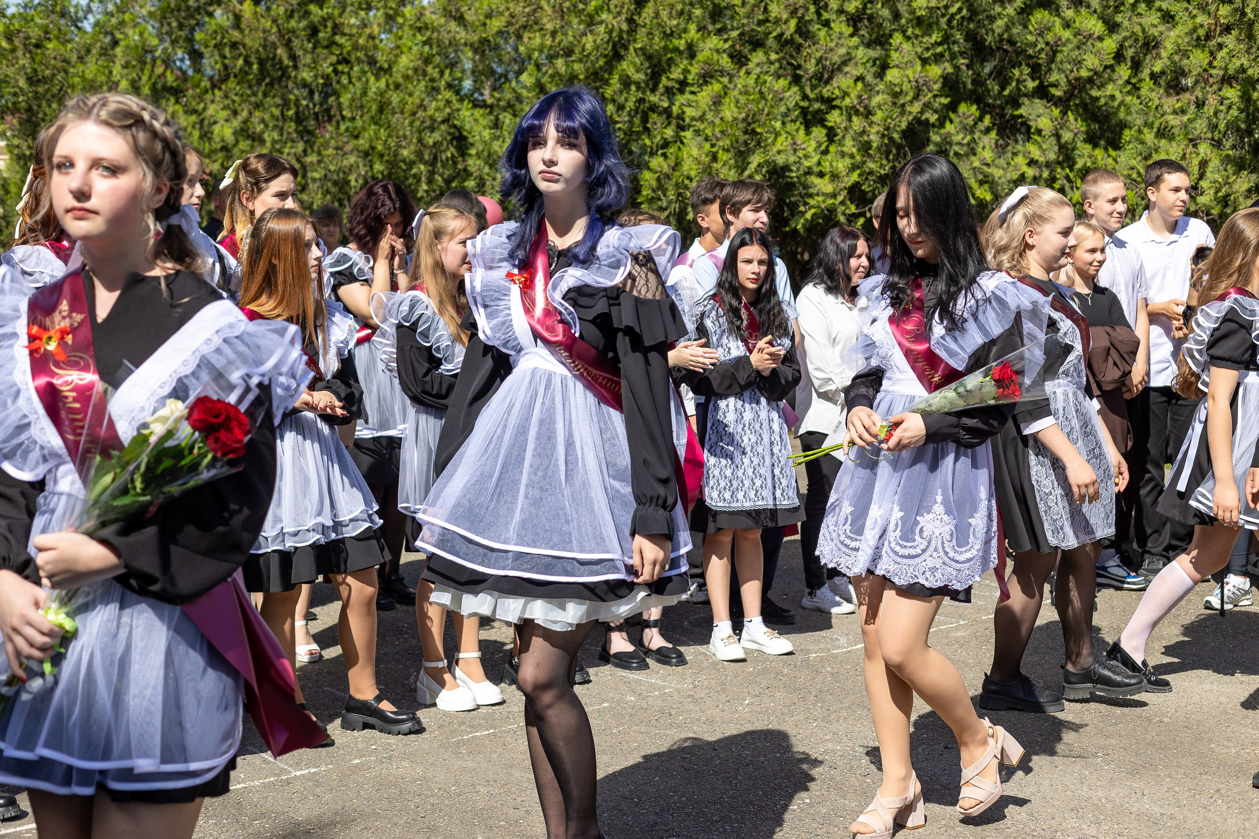 Последний звонок. Выпускные альбомы Майкоп, Краснодар Елена Золотарева