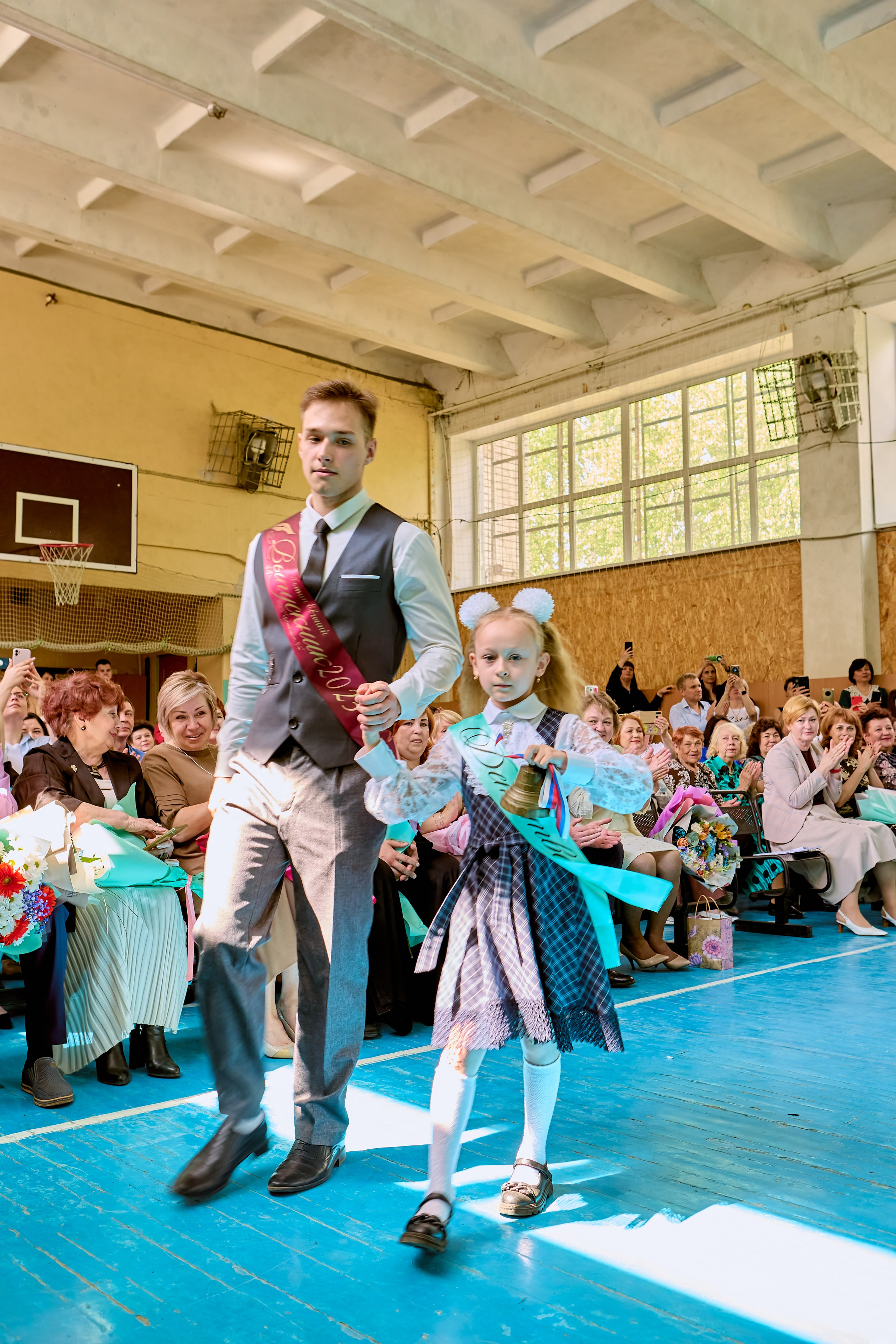 Фотографии с праздника Последнего звонка