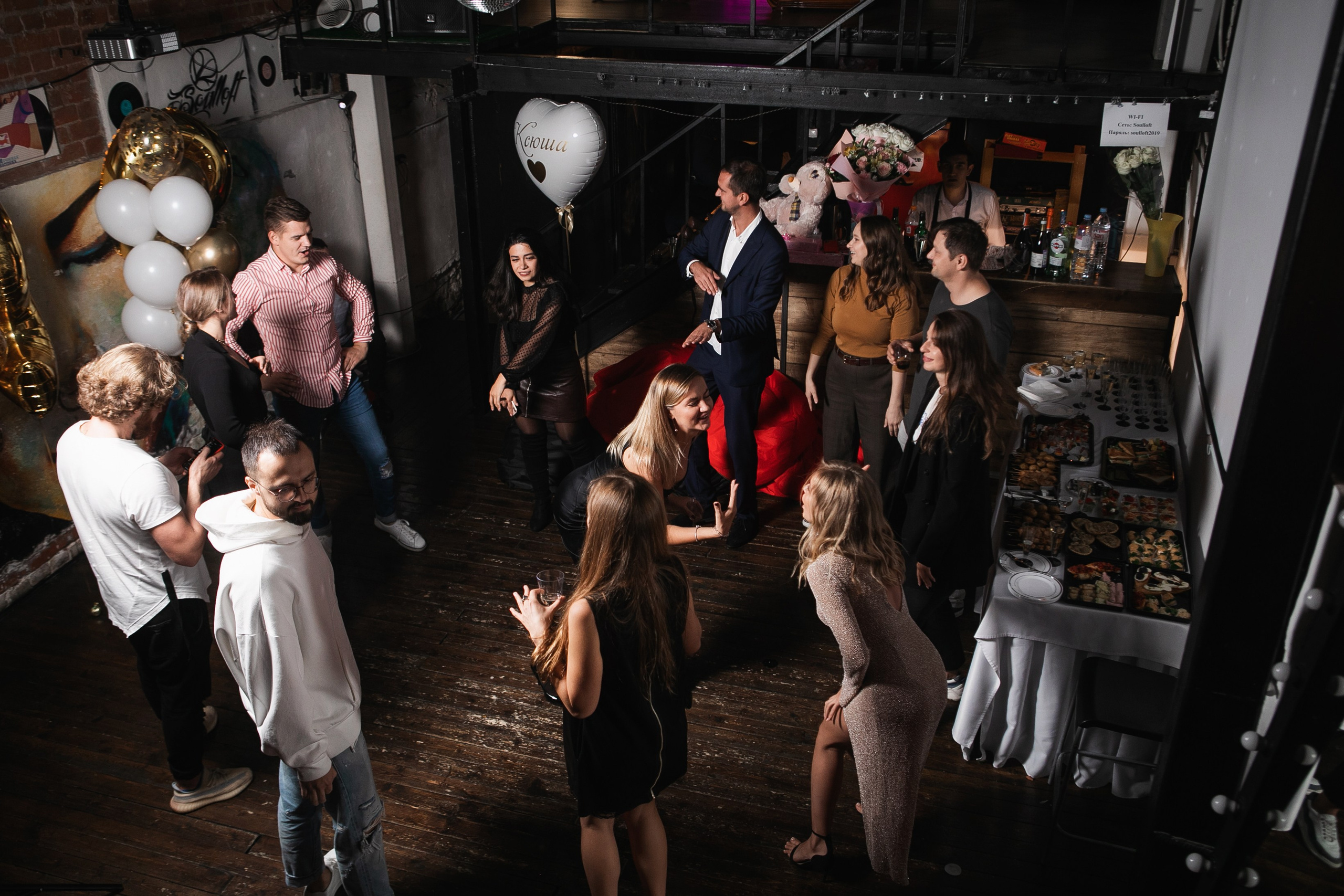 День рождения В тёмном лофте. Фотограф в Москве Дмитрий Жарков