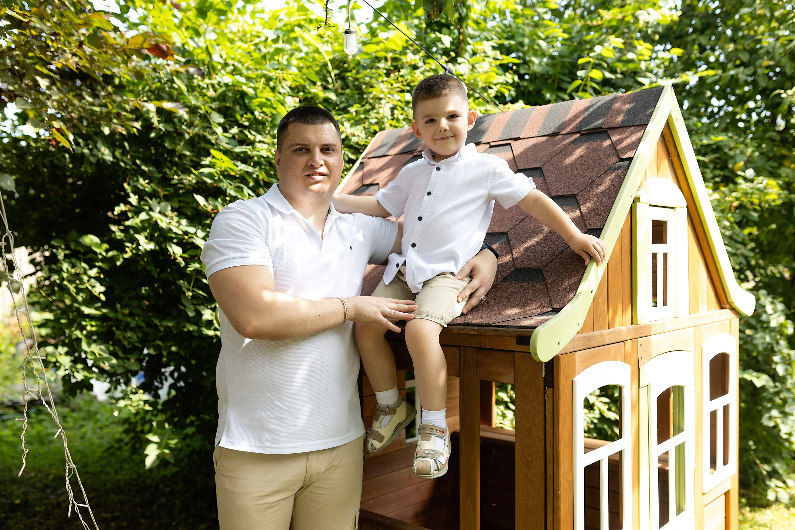 Семейная фотосессия на фотодаче в Купавне. Фотограф в Железнодорожном и Балашихе
