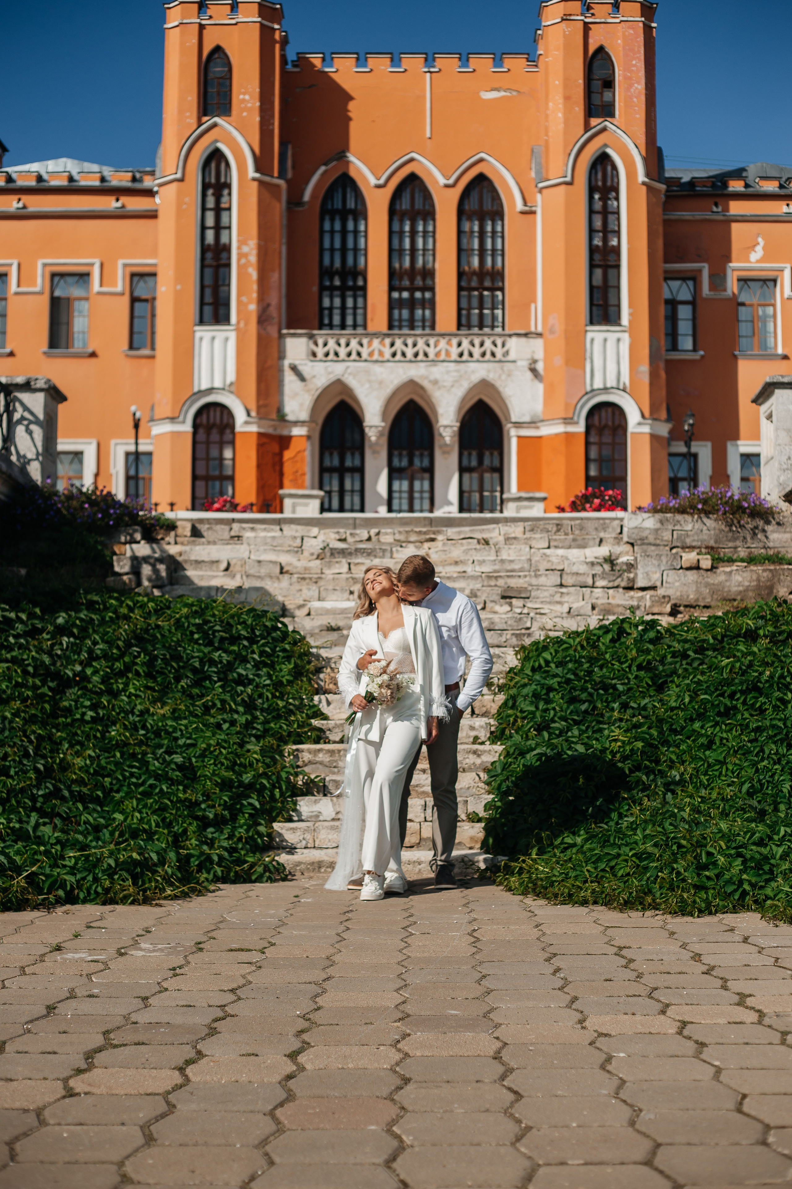 Свадебная прогулка в Усадьбе Марфино. Фотограф Дмитров и МО Валентина Халикова