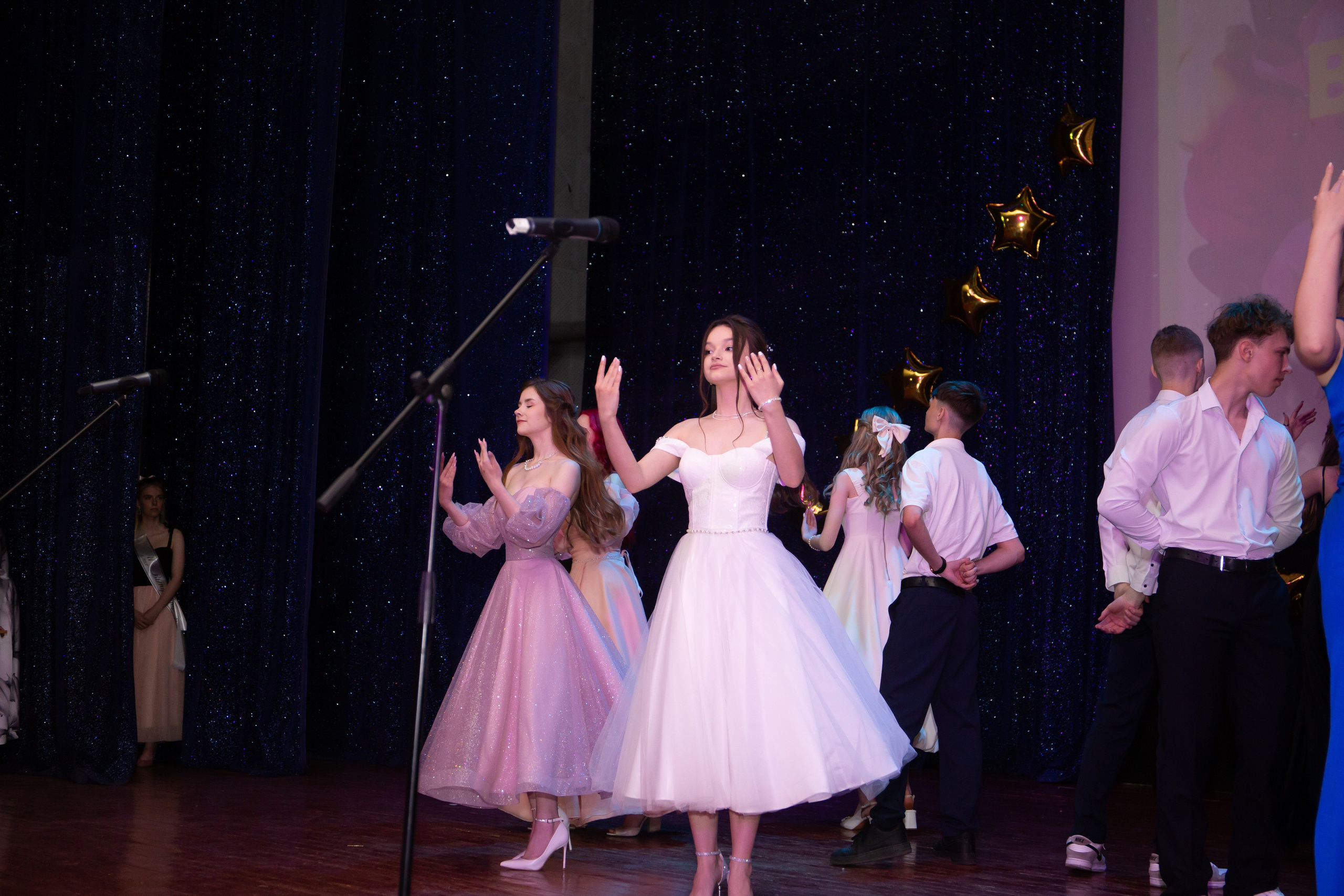 Выпускной. Фотограф Дмитров и МО Валентина Халикова