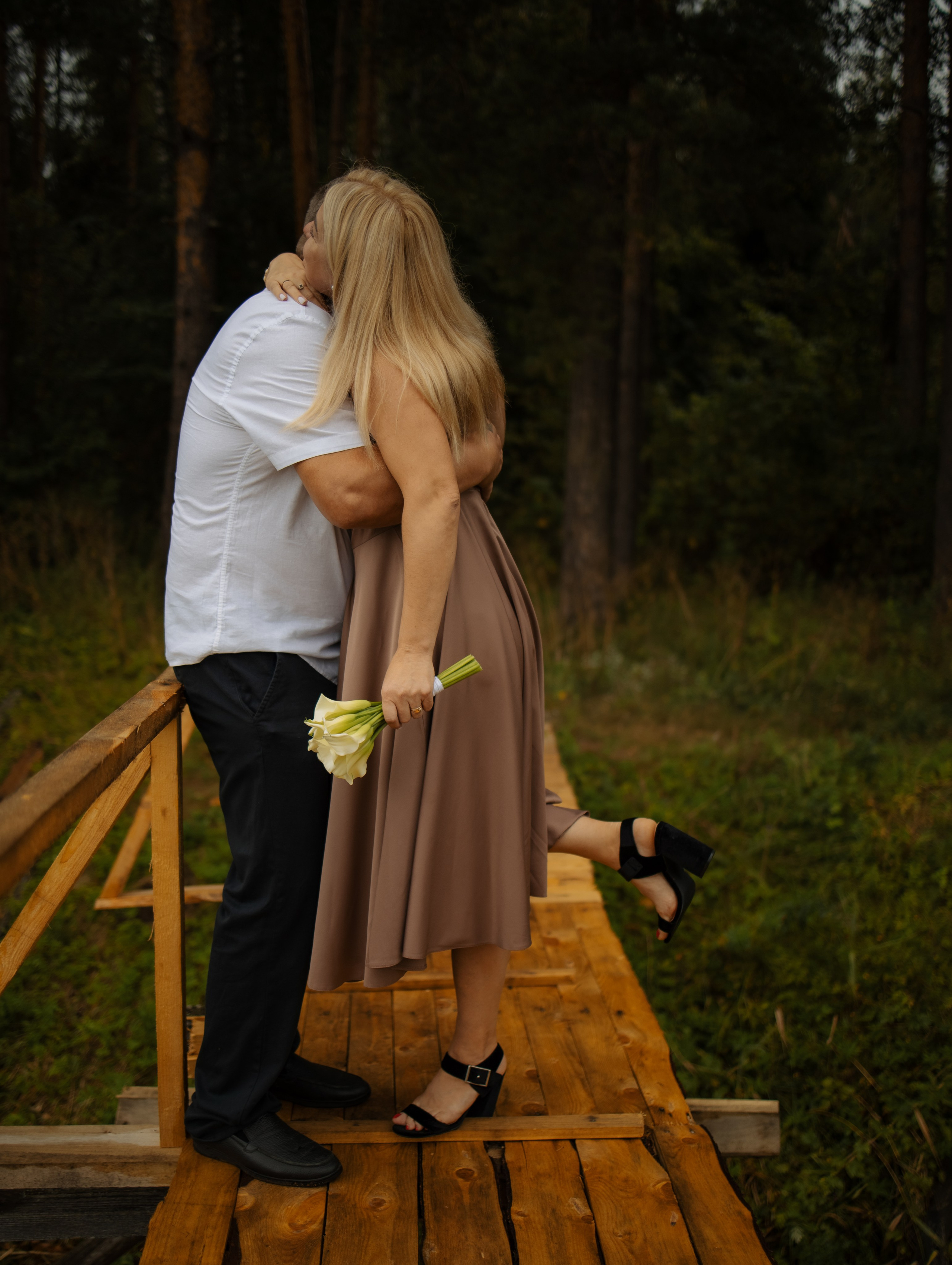 Осенняя свадебная прогулка с молодоженами. Фотограф Углич и Ярославль Ольга Тятюшкина