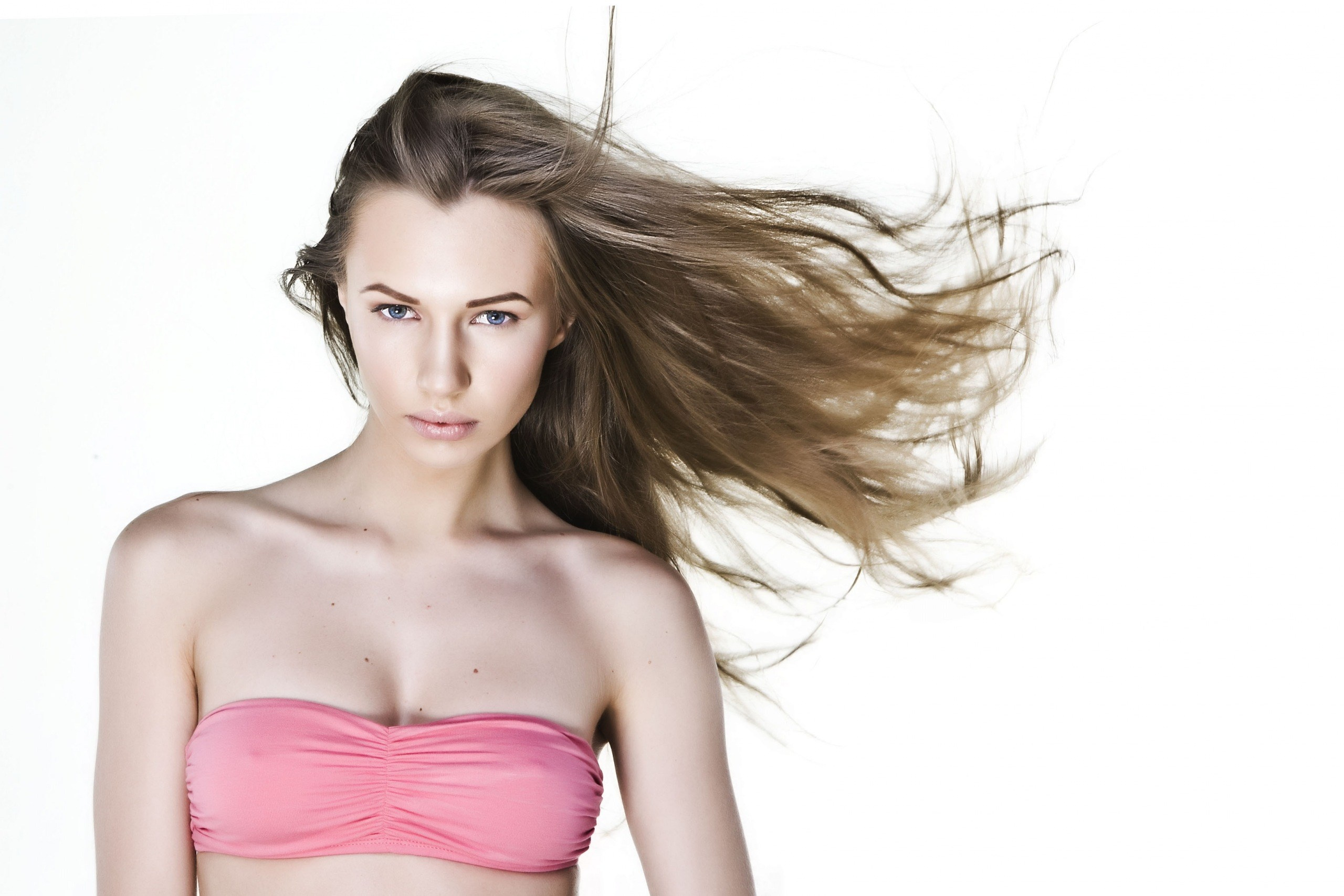 Gloss. Мультижанровый фотограф Дарья Strebog