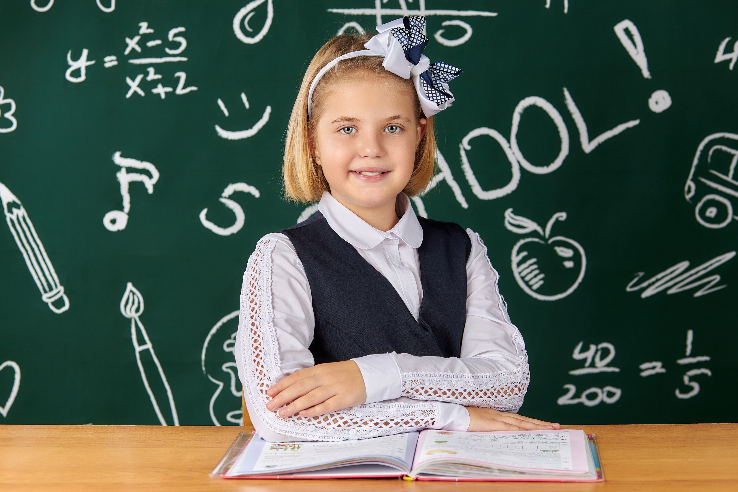 Средние портреты. Школьный фотограф Леонова Наталия