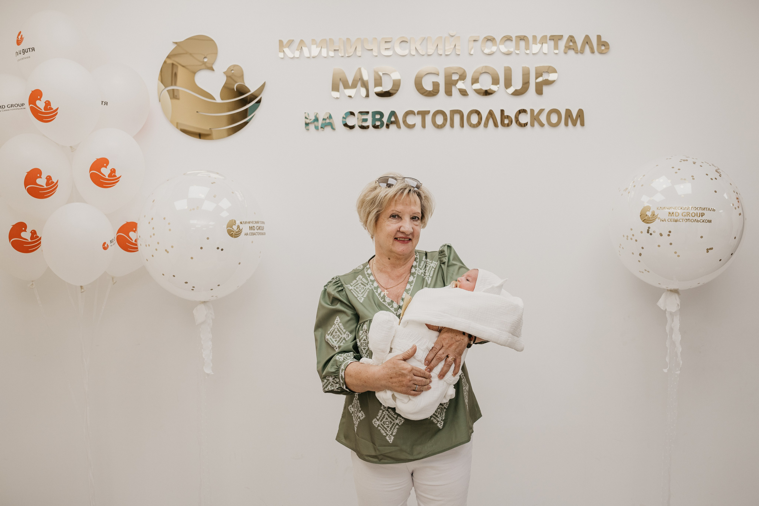 Выписка Марка. Фотограф на выписку из роддома в Москве и МО