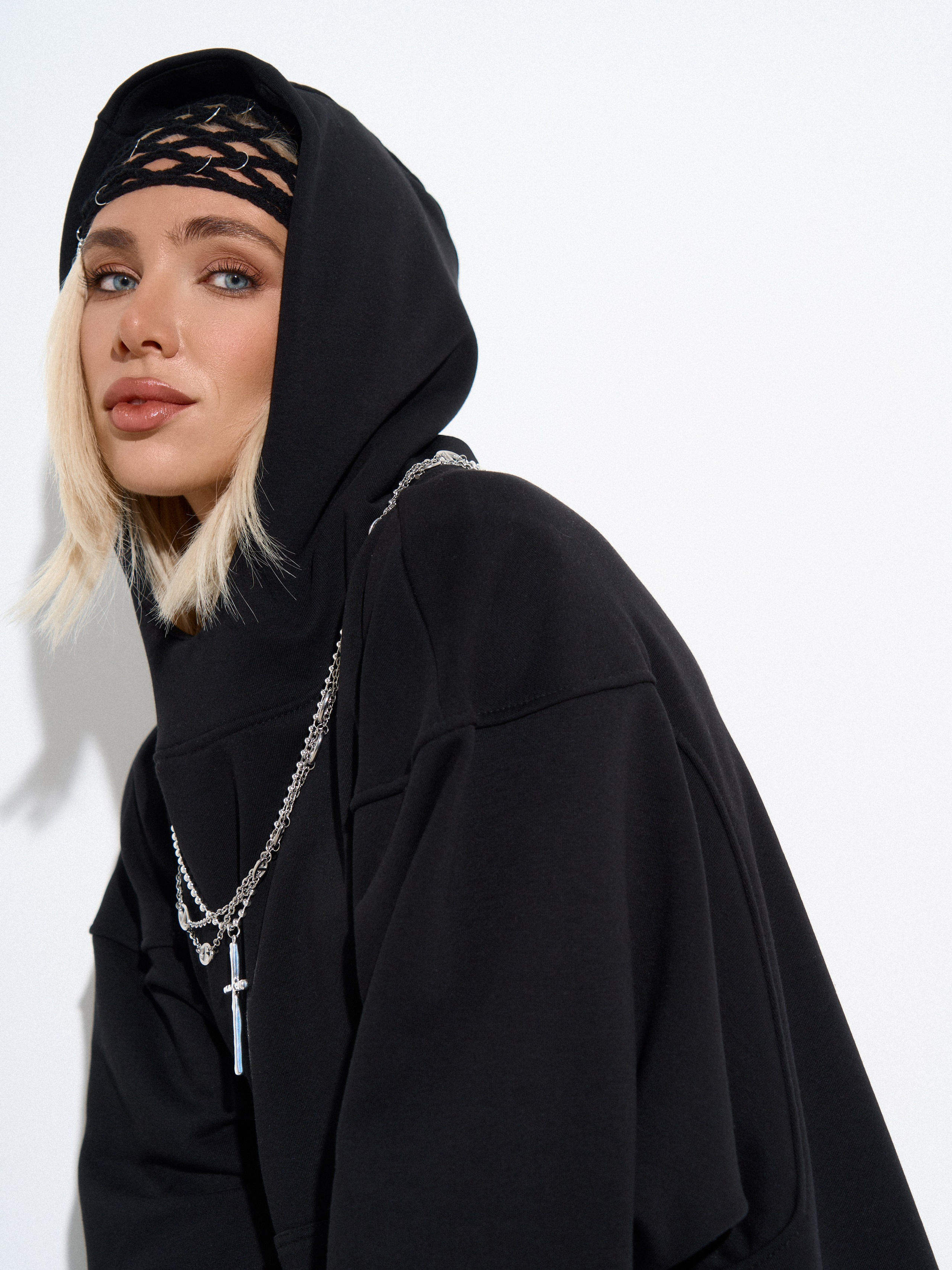 UPLACE. Кирилл Гольцберг | фотограф для брендов одежды и бизнеса