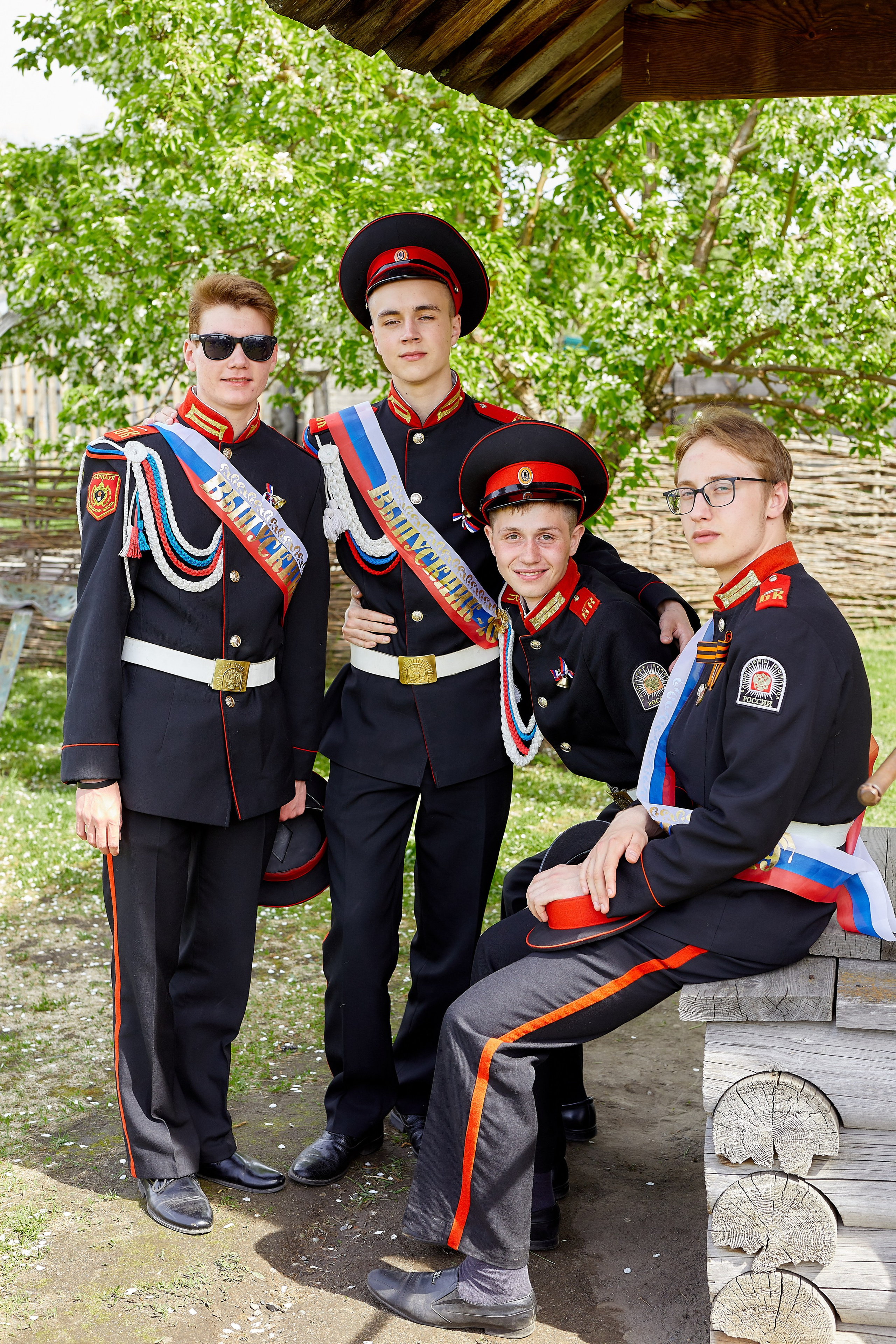 Кадеты последний звонок. Фотограф Вячеслав Фарунин