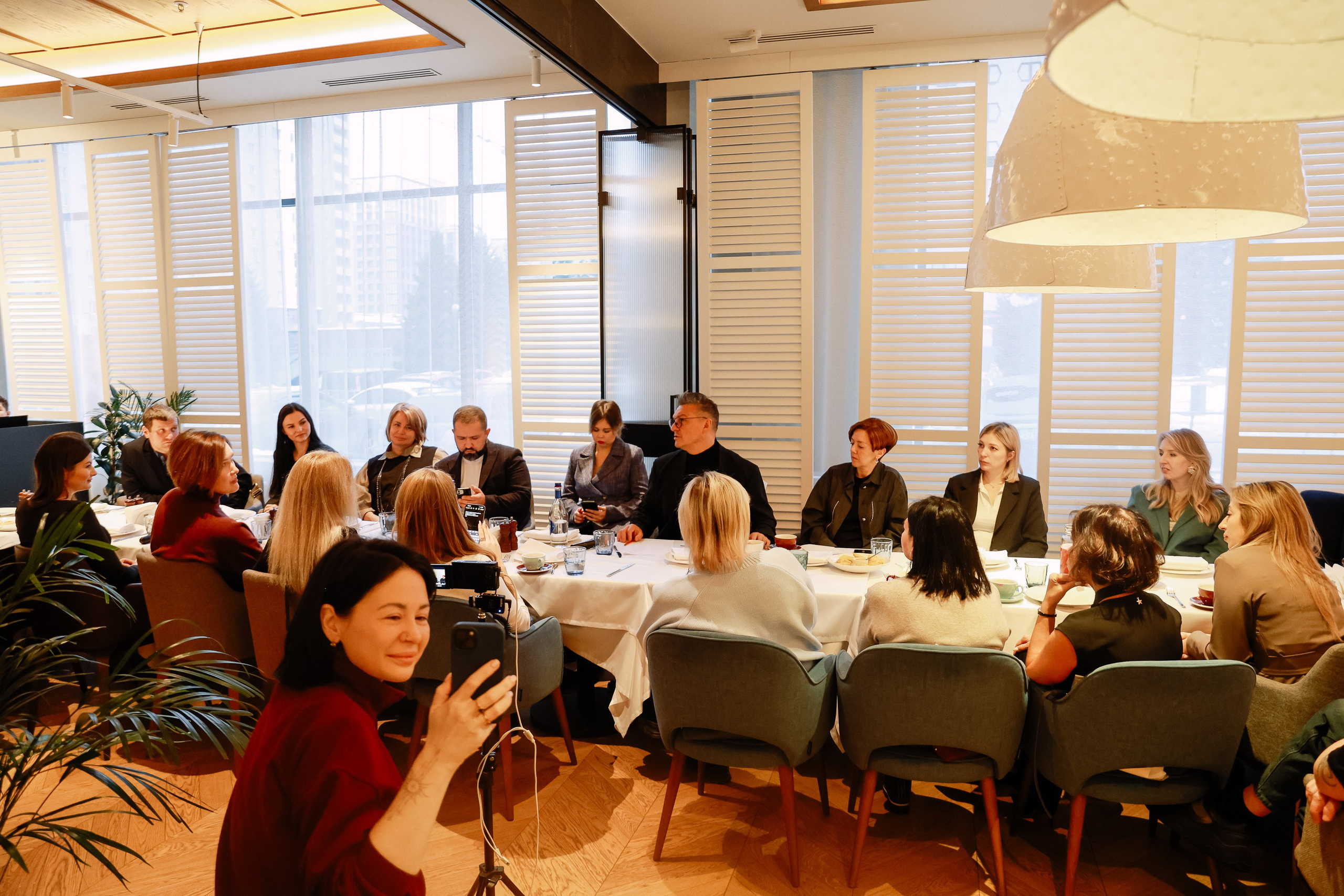 Бизнес завтрак с Игорем Стояновым. Фотограф Юлия Мальцева