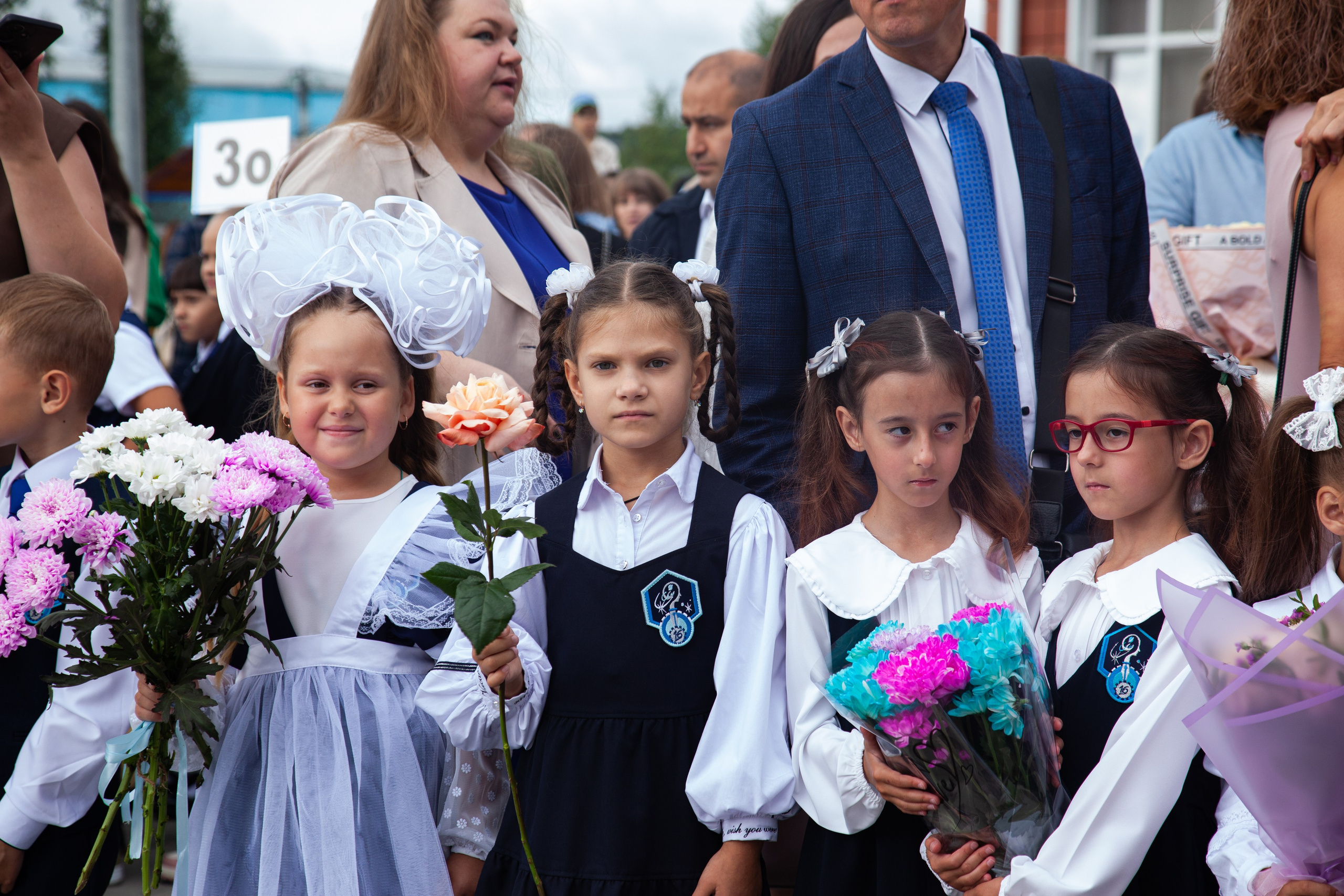 1 сентября 1Н класс. Медиа-продюсер и фотограф Сорокина Кристина г. Благовещенск
