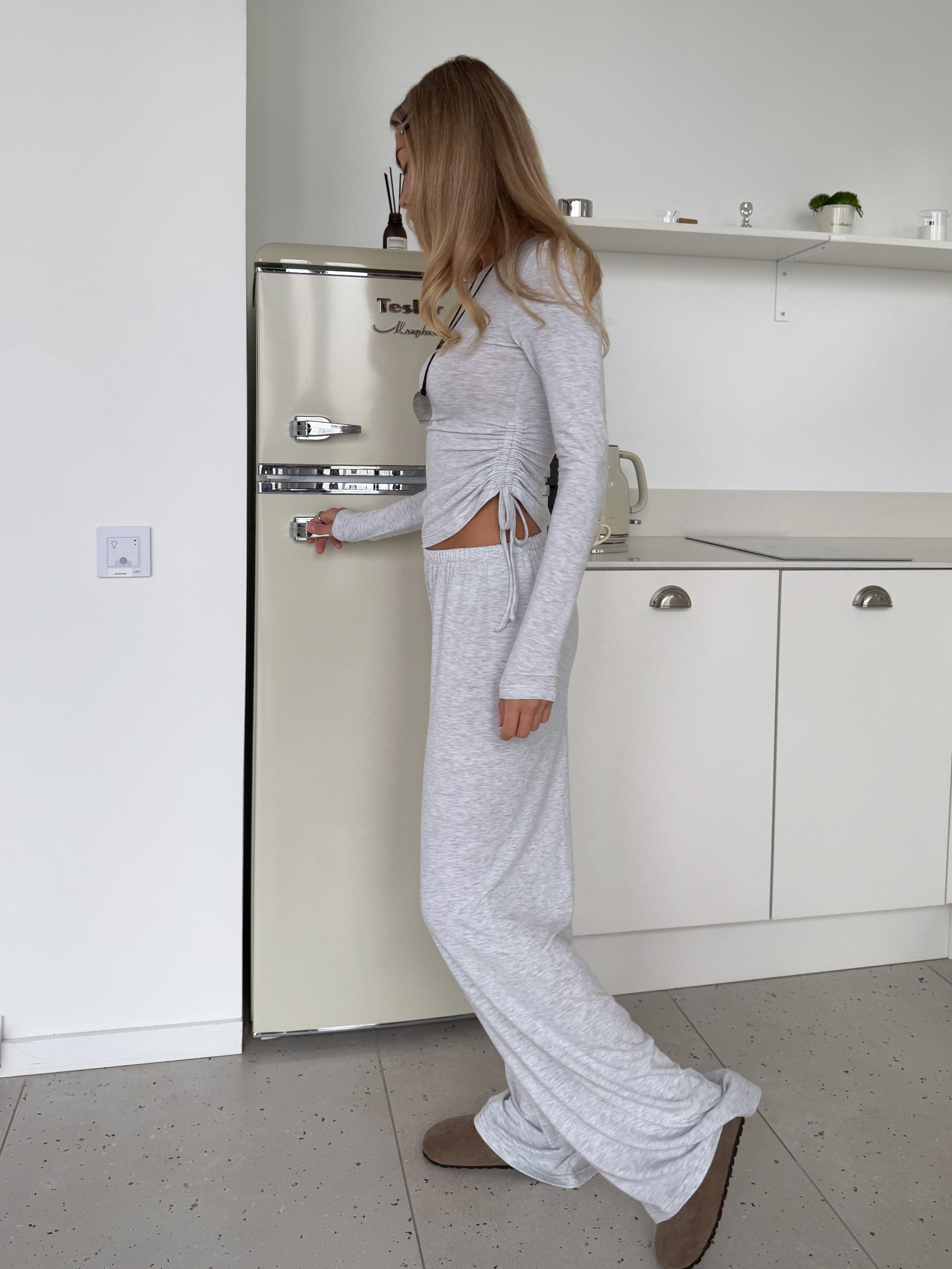 Hush mood. Фотограф для брендов и индивидуальных фотосессий в Москве