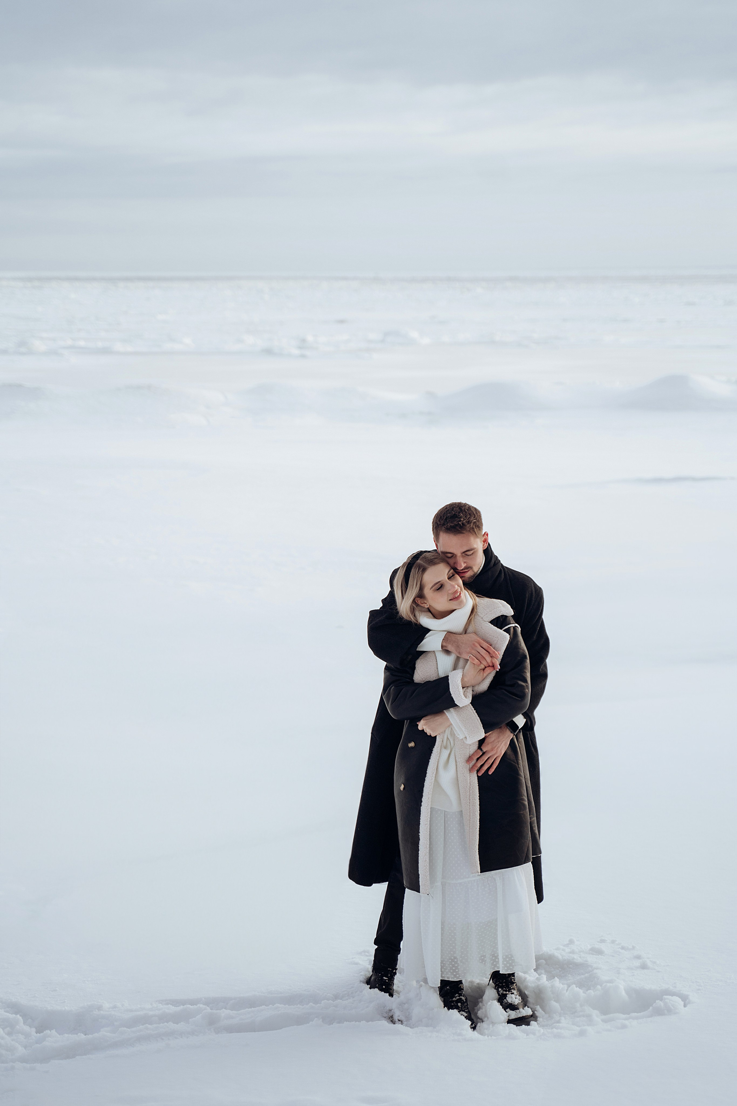 Love Story зимняя прогулка. Свадебный фотограф