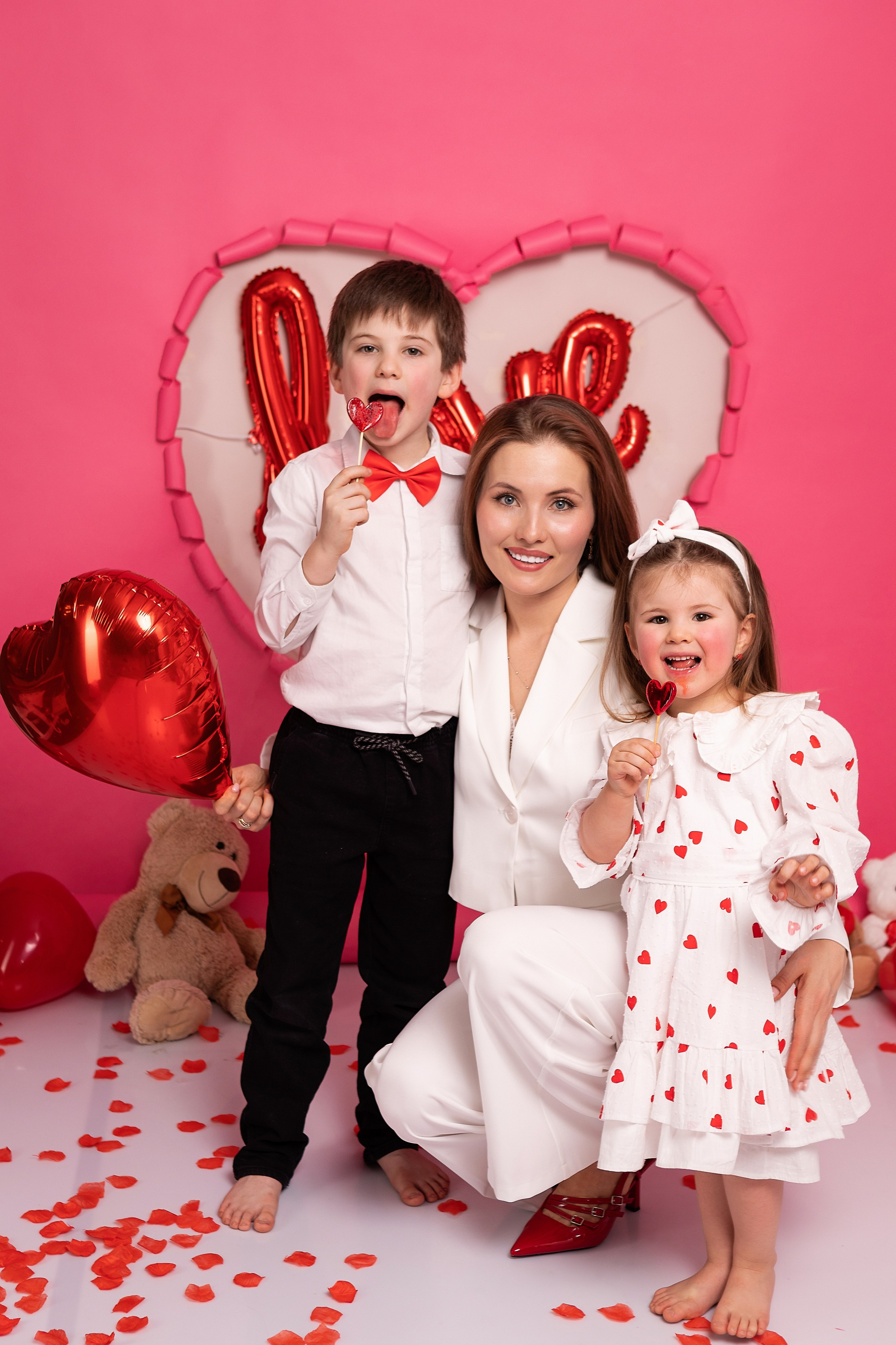 Фотопроект «Наши любимки». ФОТОГРАФ НА ГОДИК, БЕРЕМЕННОСТИ, НОВОРОЖДЕННЫХ, КРЕЩЕНИЯ МОСКВА