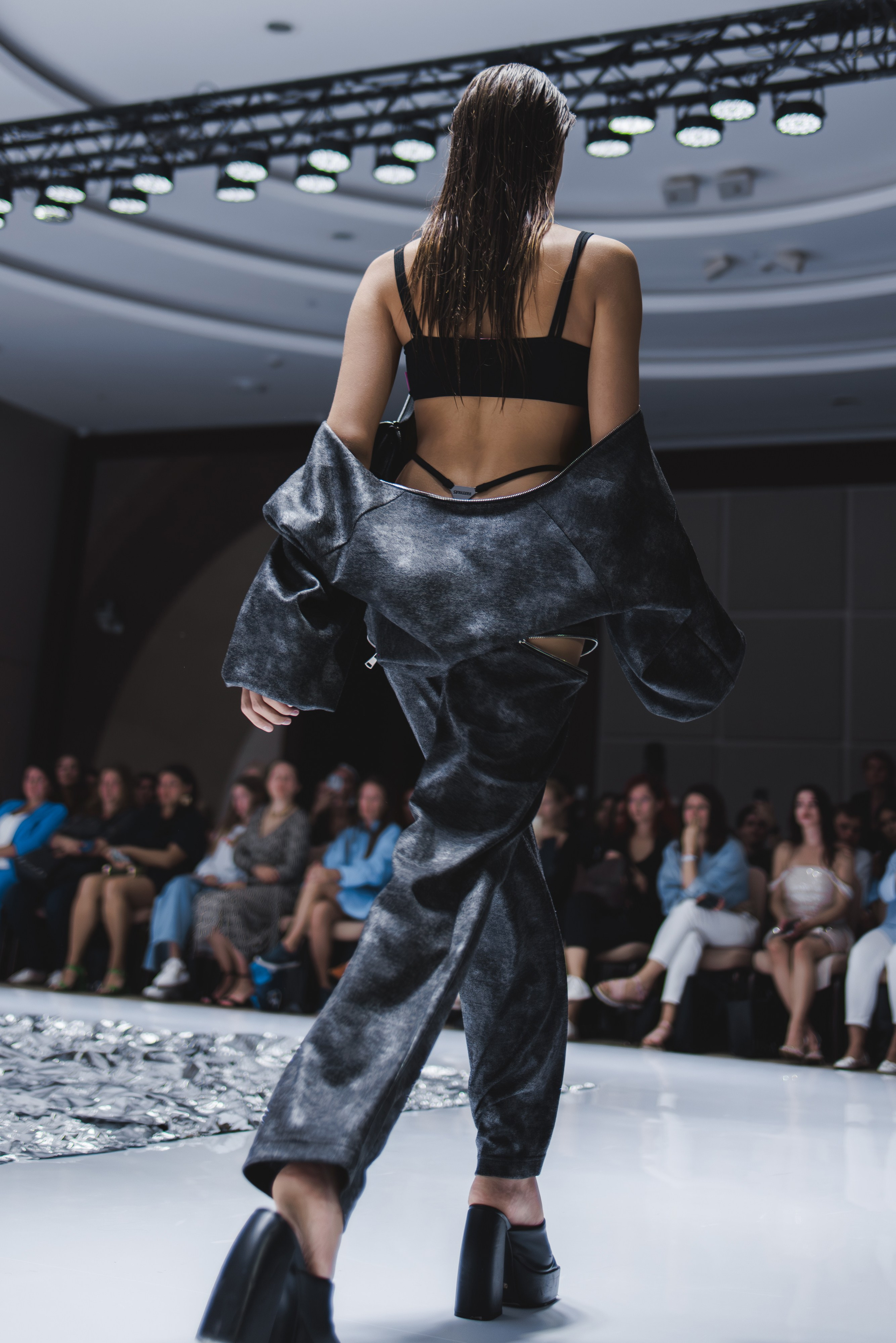 Catwalk. ProVizArt