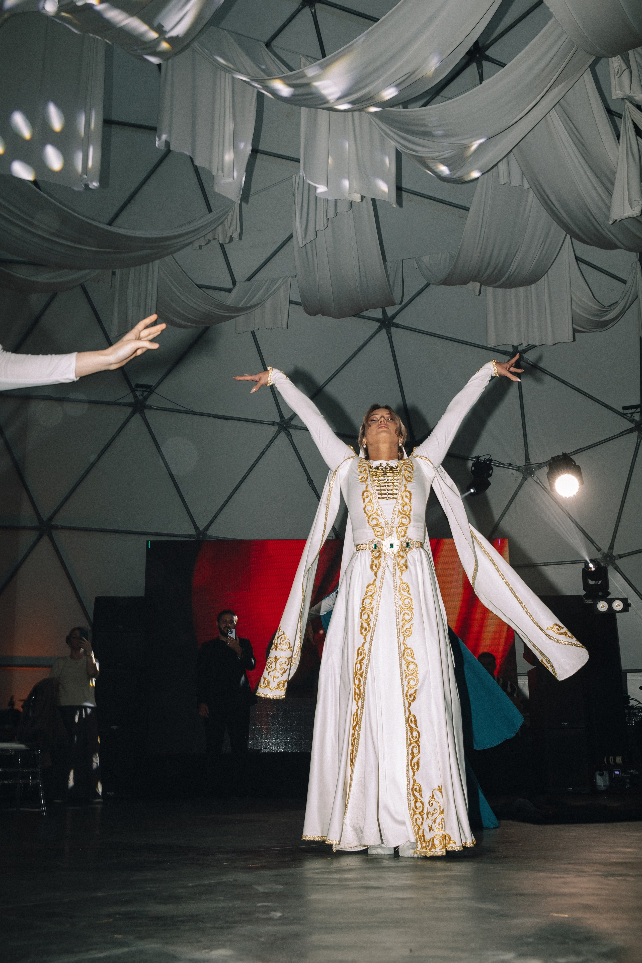 Константин и Ксения. Свадебные фотографы в г. Сургут Маркова Наталья и Замахина Елена