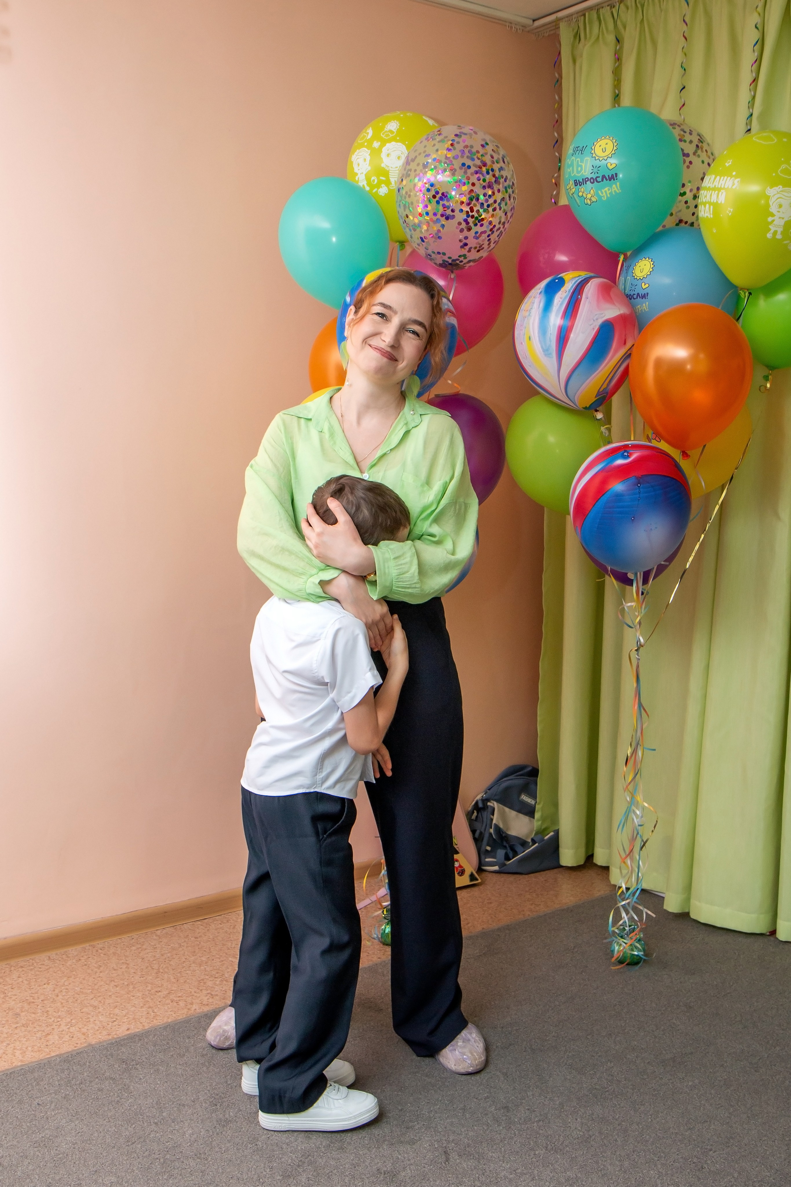 Выпускной вечер в ДС «Подснежник». Фотограф в Шелехове, лучшие выпускные альбомы в Шелехове