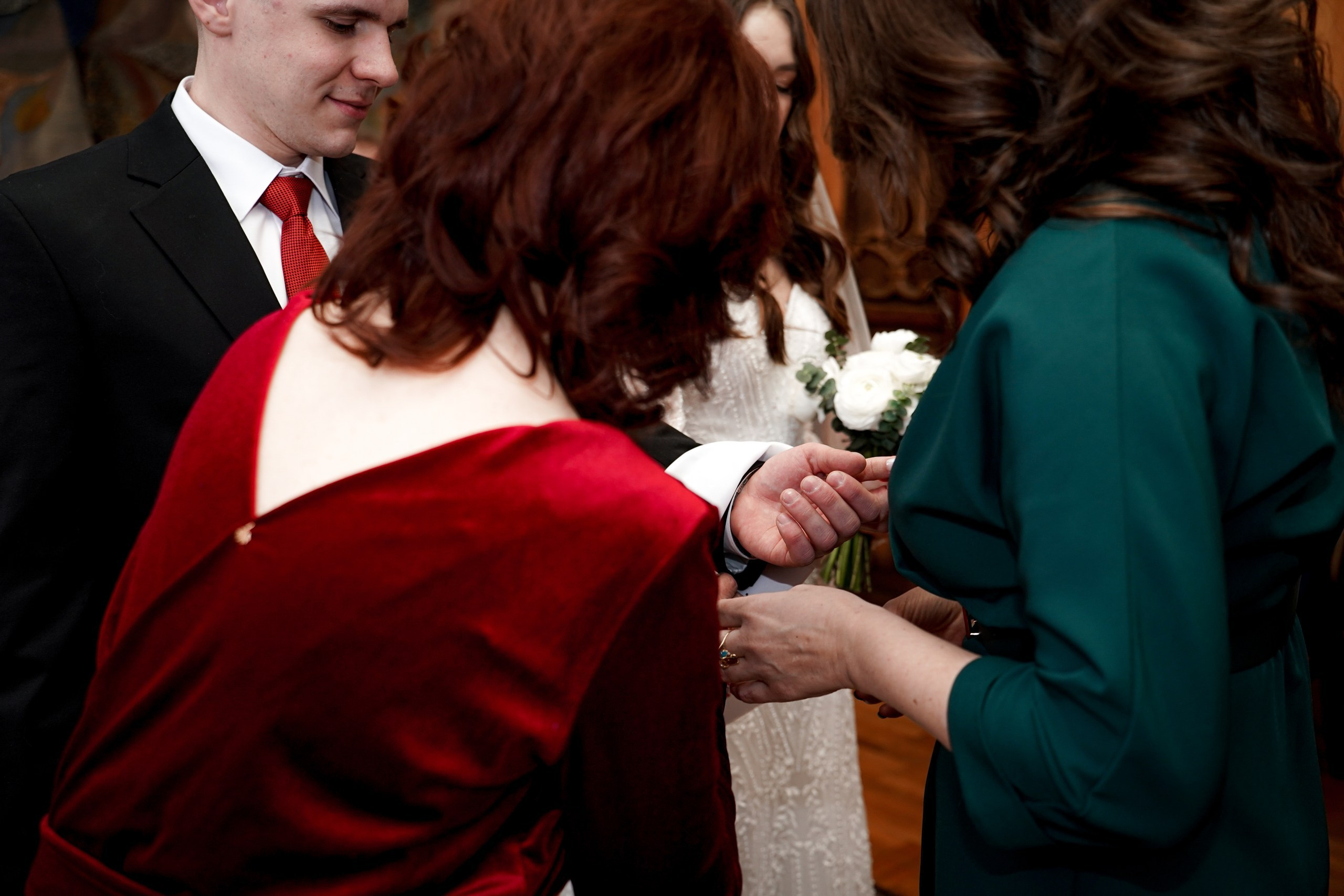 Роспись в Кировском ЗАГСе. Свадебный фотограф в Ростове-на-Дону. Таинство Крещения и Венчания, семейные фотосессии. Алёна Чёботова