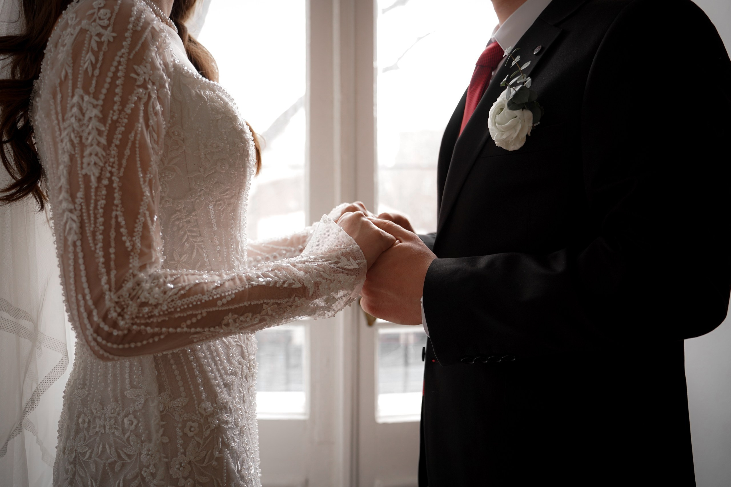 Свадьба в студии Флакон. Свадебный фотограф в Ростове-на-Дону. Таинство Крещения и Венчания, семейные фотосессии. Алёна Чёботова