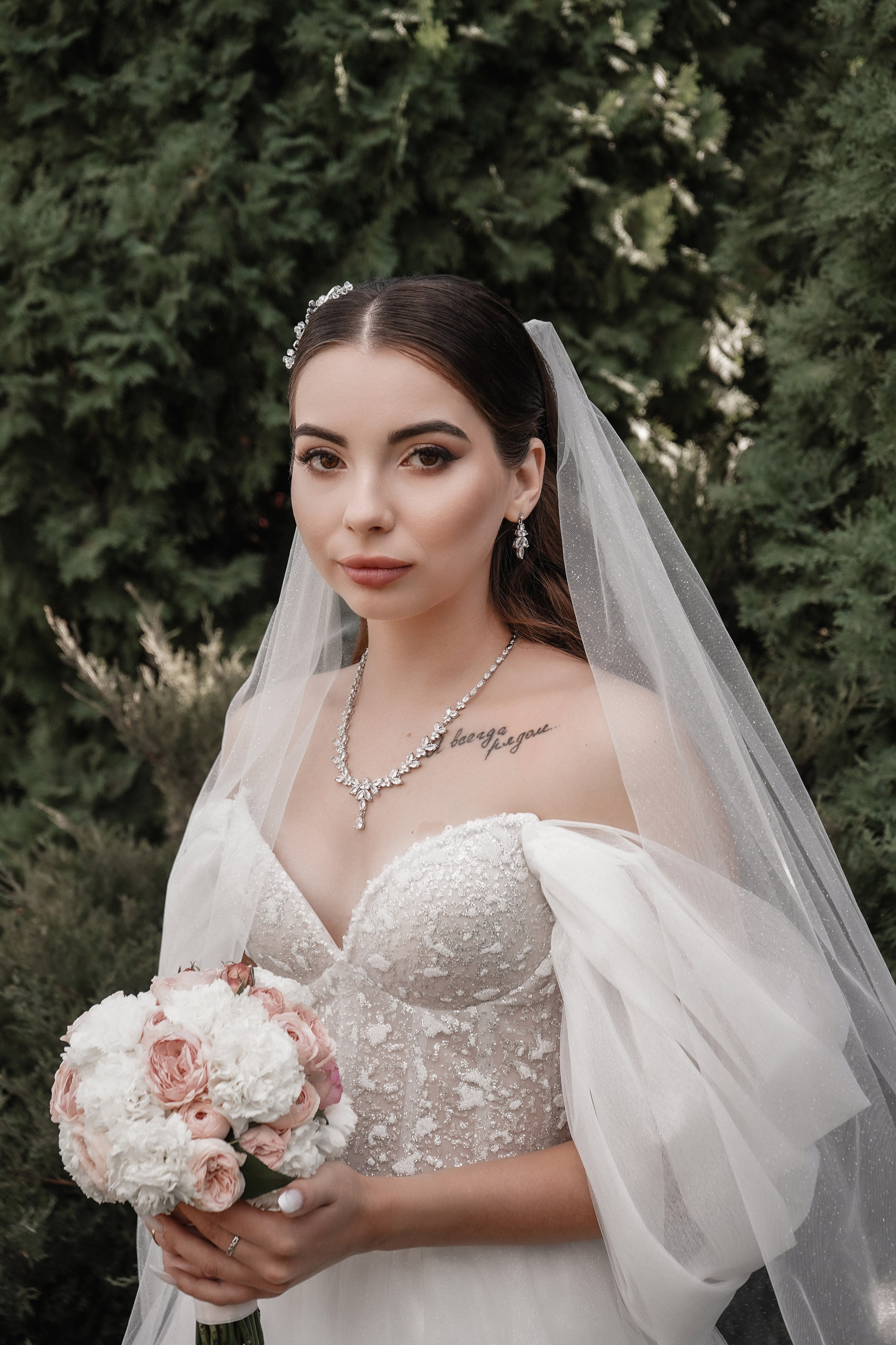 Свадебная фотосессия в Новочеркасске. Александровский парк и Вознесенский войсковой всеказачий собор. Андрей и Елена. Свадебный фотограф в Ростове-на-Дону. Таинство Крещения и Венчания, семейные фотосессии. Алёна Чёботова