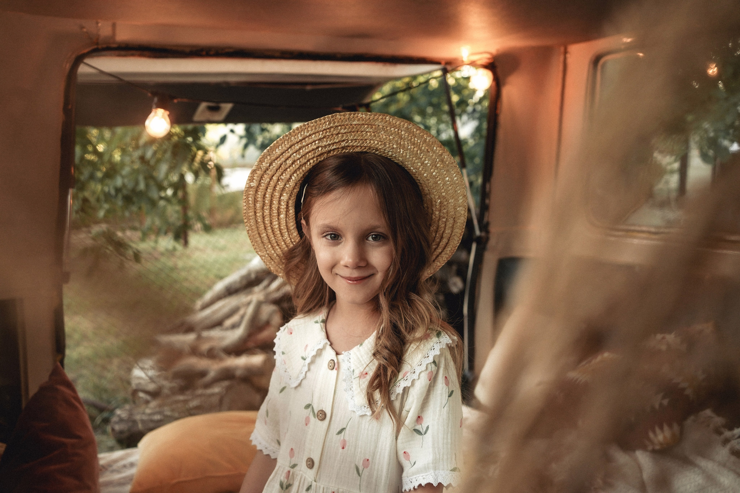 Семья в фотостудии на пруду. Свадебный фотограф в Ростове-на-Дону. Таинство Крещения и Венчания, семейные фотосессии. Алёна Чёботова