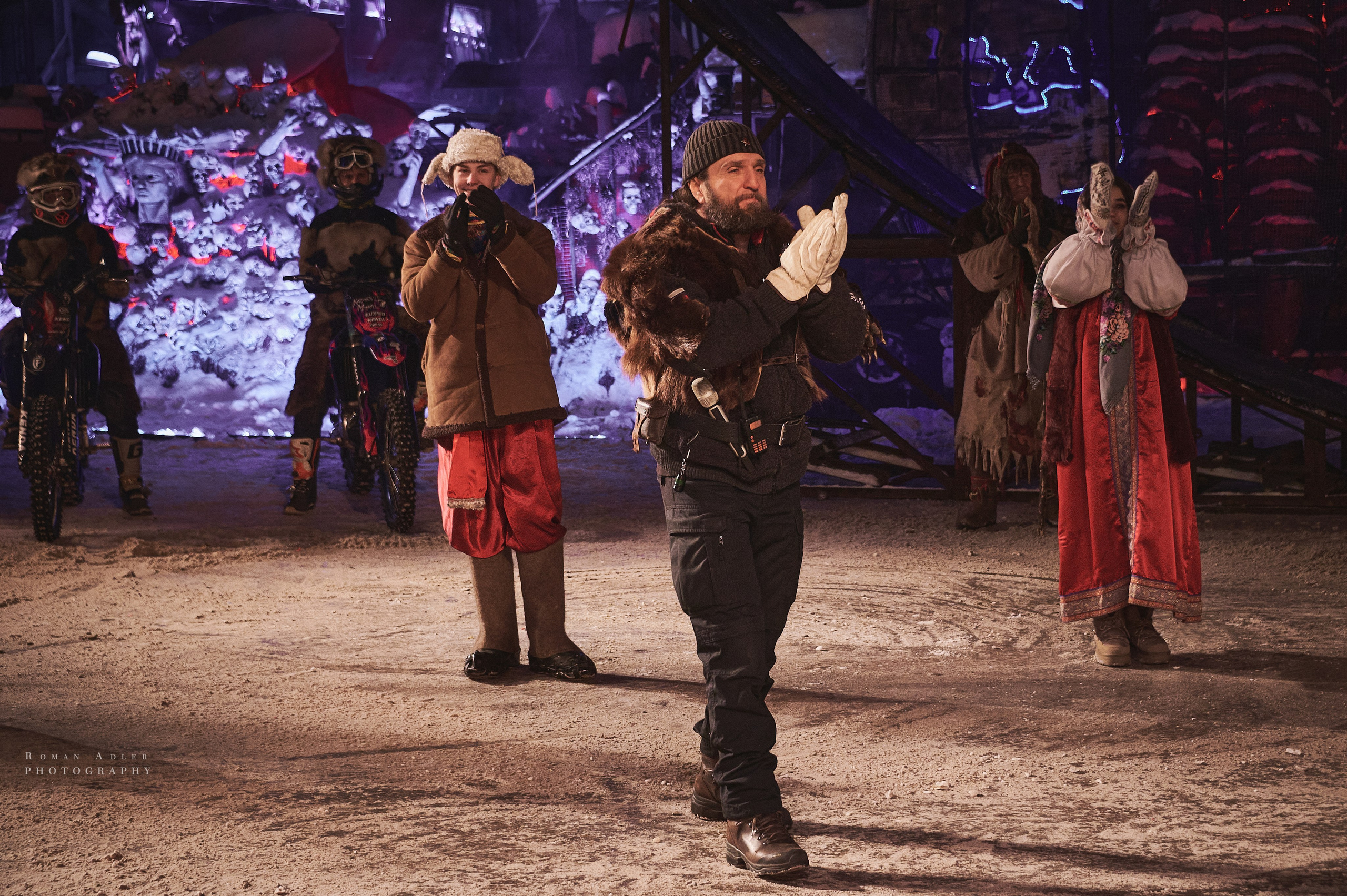 Новогодняя сказка от Ночных волков. Фотограф Роман Адлер