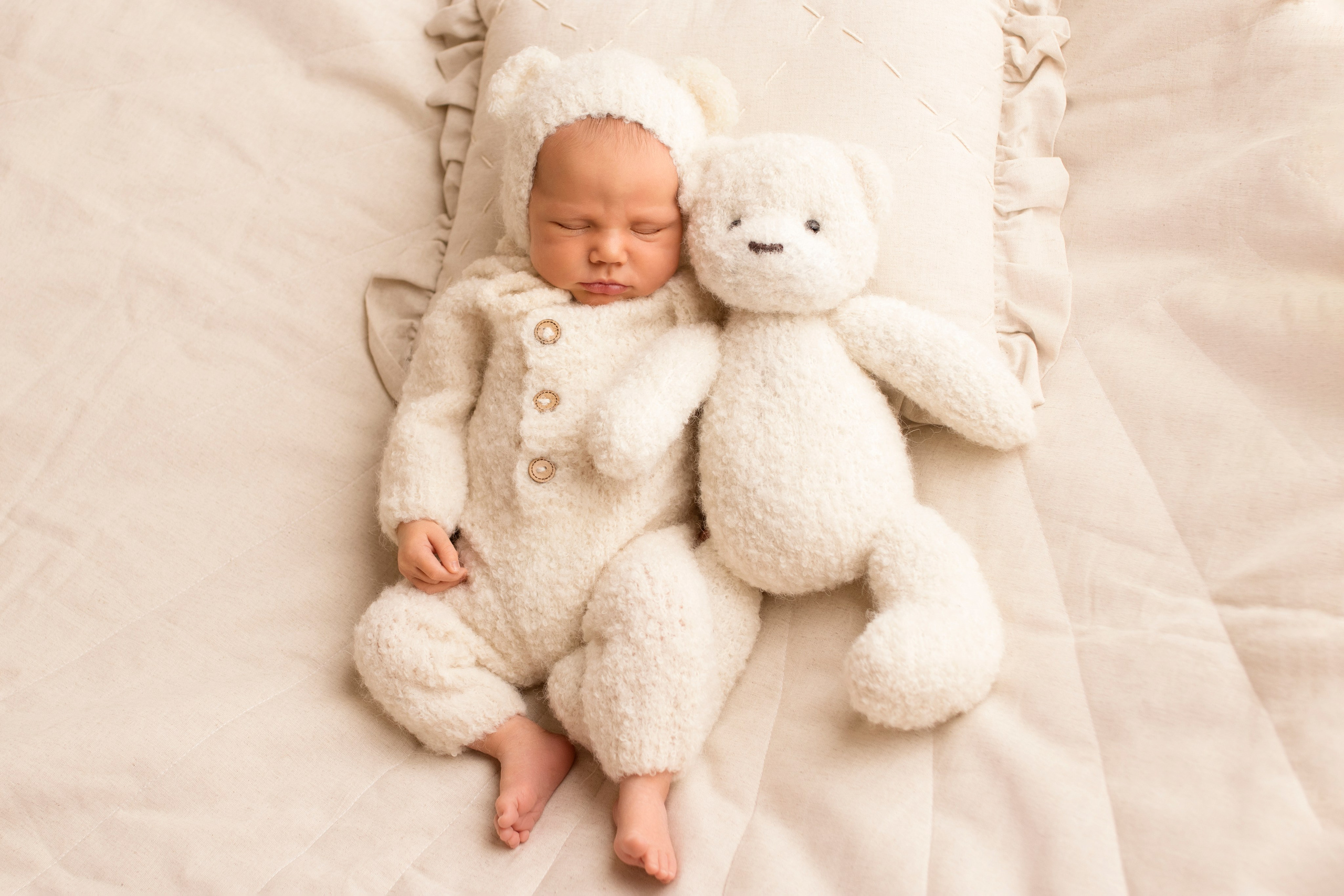 Красивые фотографии малышей у Вас дома. Фотограф новорождённых в Санкт-Петербурге Лилия Яковлева